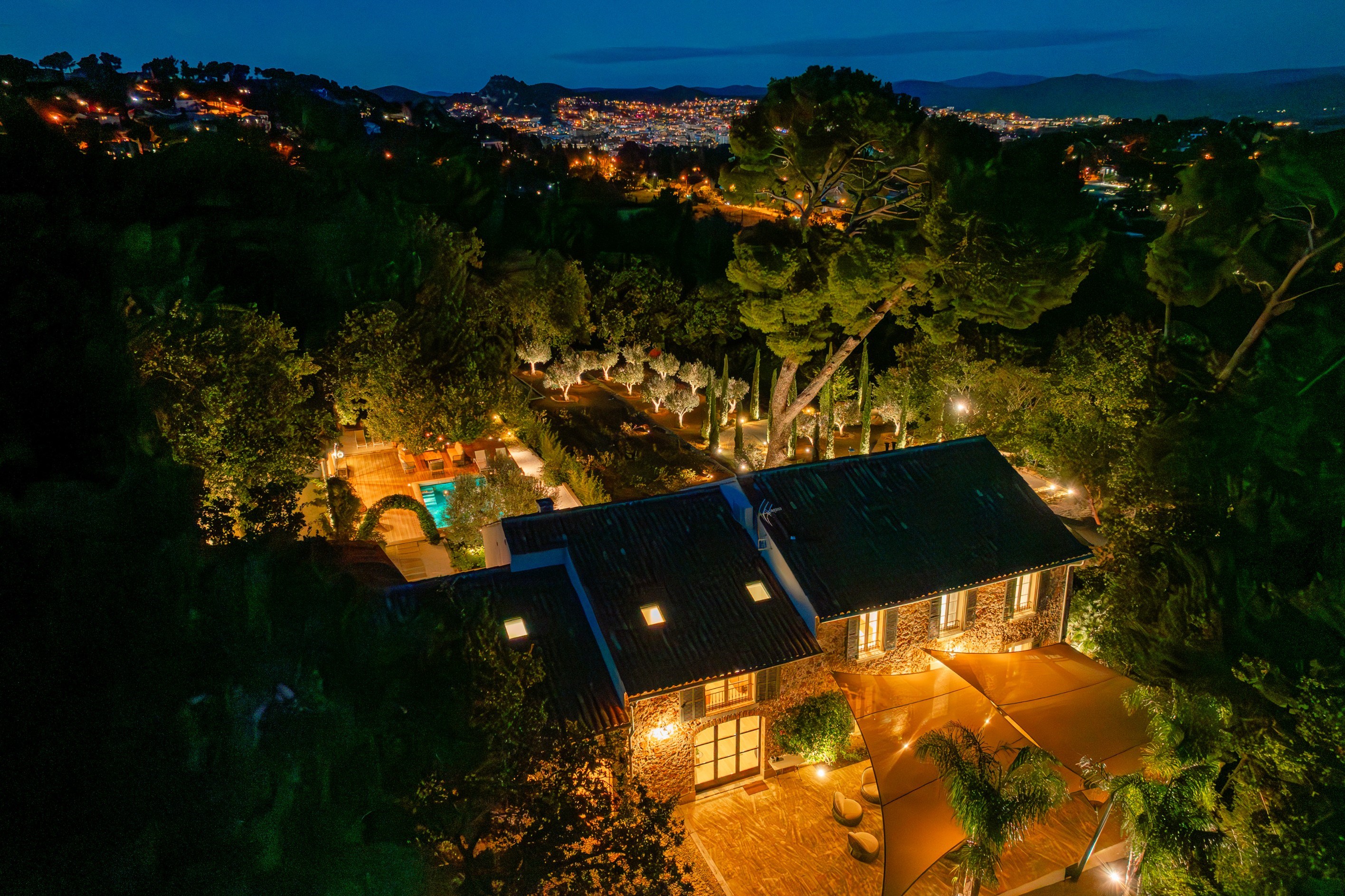  Hyères – Mas in a Wooded Park with Pool and Guesthouses - 物件實景