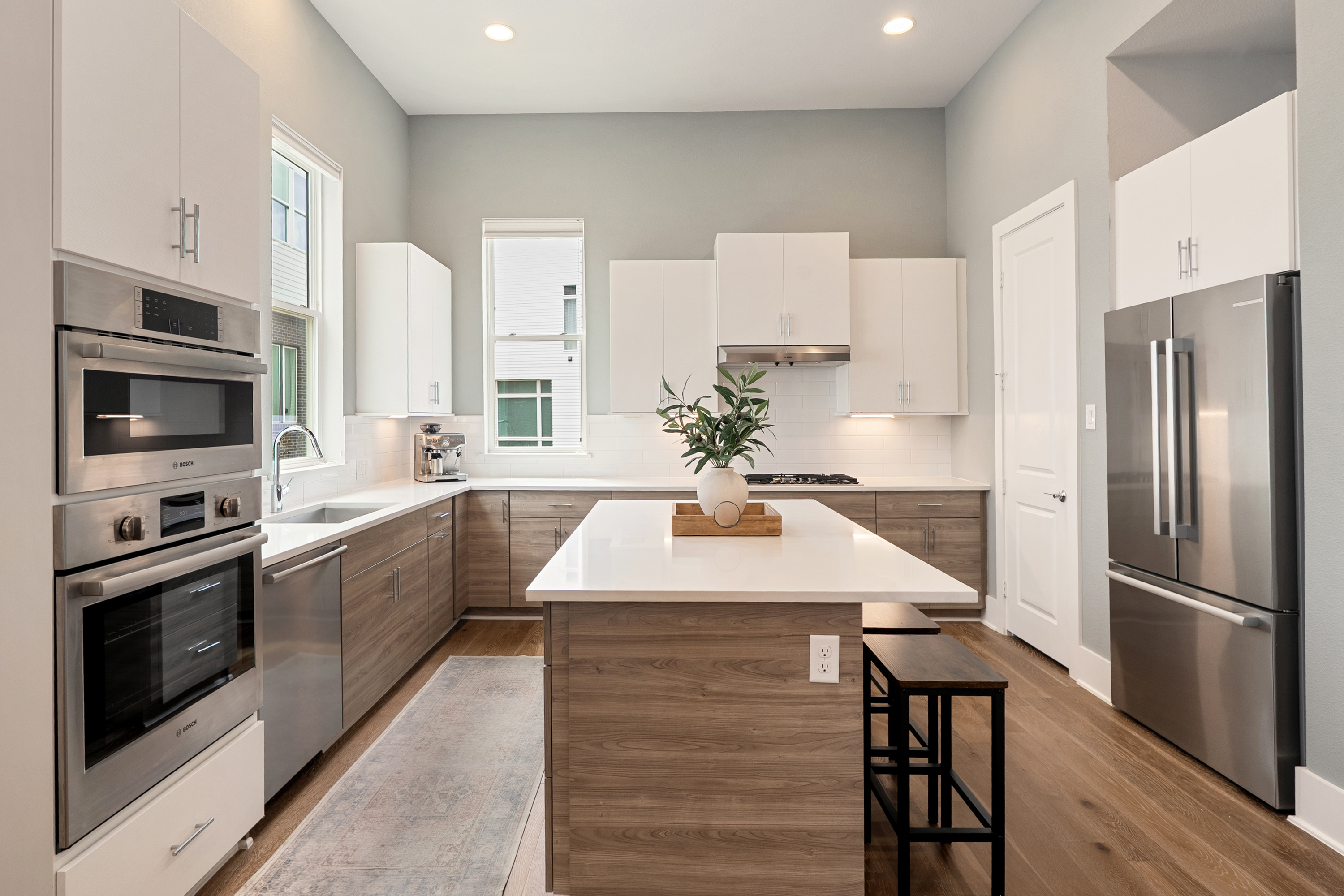  381 E. Greenbriar Lane #1001 - 物件實景