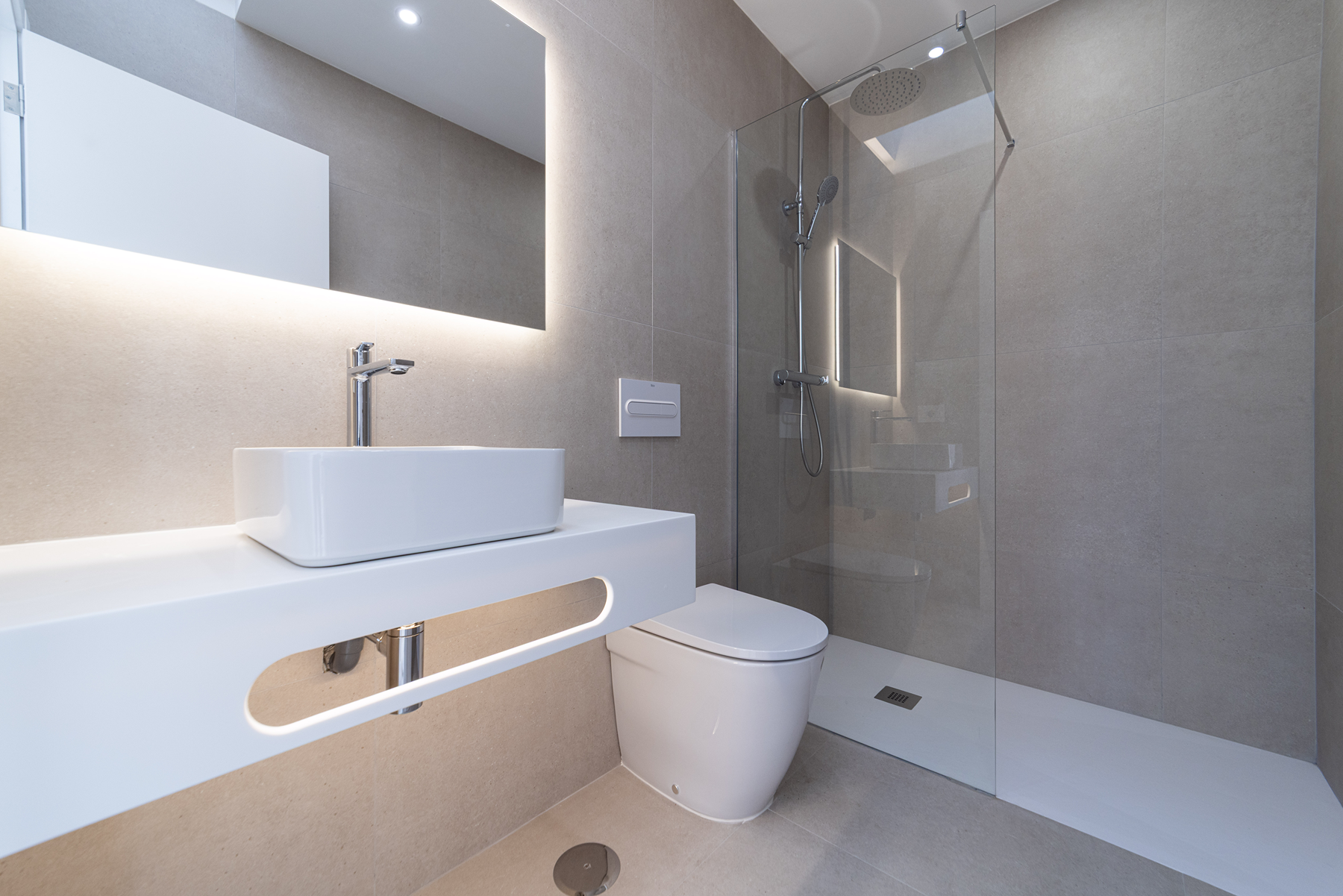  Contemporary Villa for Sale in El Médano, South Tenerife - 物件實景