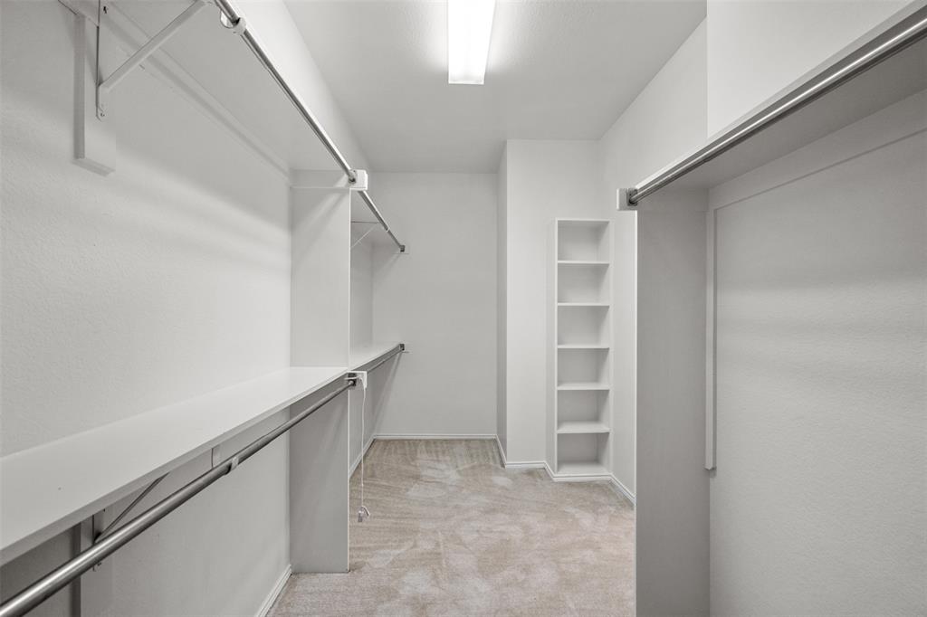 McKinney, Texas, 75072, United States, 5 Bedrooms Bedrooms, ,4 BathroomsBathrooms,Residential,For Sale,1987922