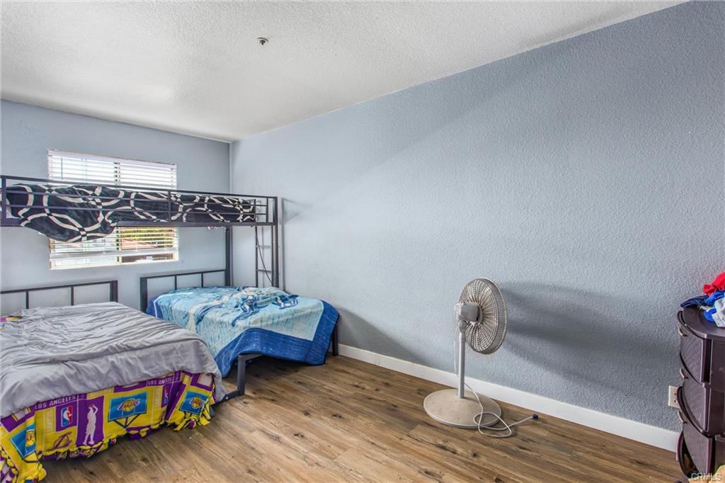 Fontana, California, 92337, United States, 5 Bedrooms Bedrooms, ,3 BathroomsBathrooms,Residential,For Sale,1921892
