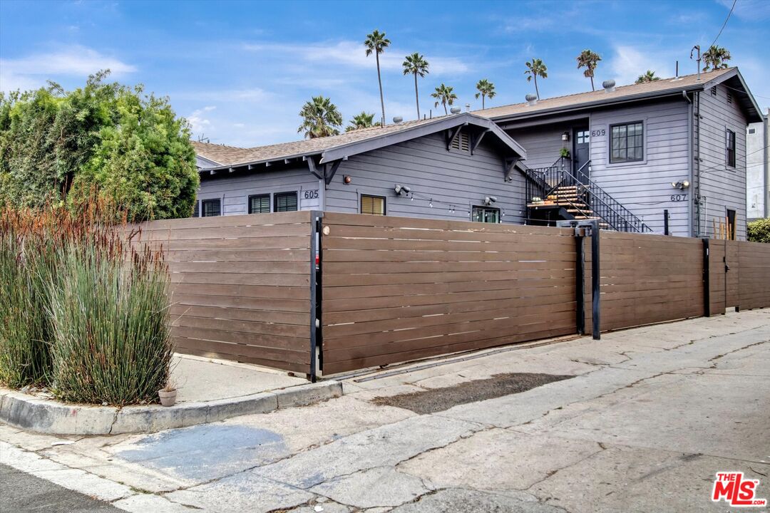Venice, California, 90291, United States, 7 Bedrooms Bedrooms, ,Residential,For Sale,1700344