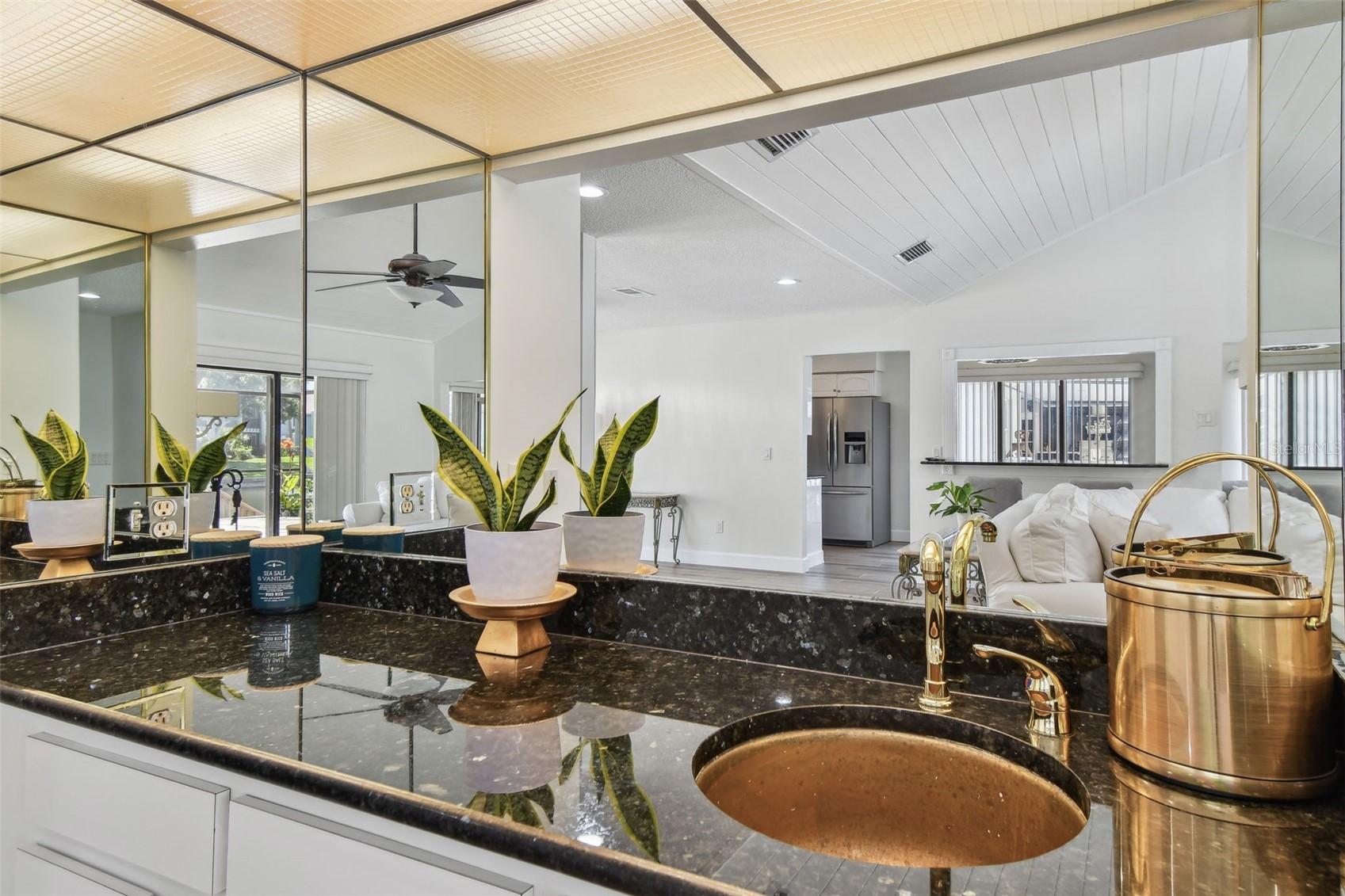 Tampa, Florida, 33615, United States, 3 Bedrooms Bedrooms, ,2 BathroomsBathrooms,Residential,For Sale,1915147
