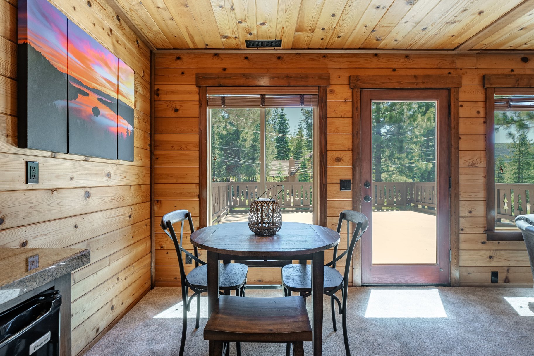  Updated Tahoe Donner retreat with a greenbelt setting - 物件實景