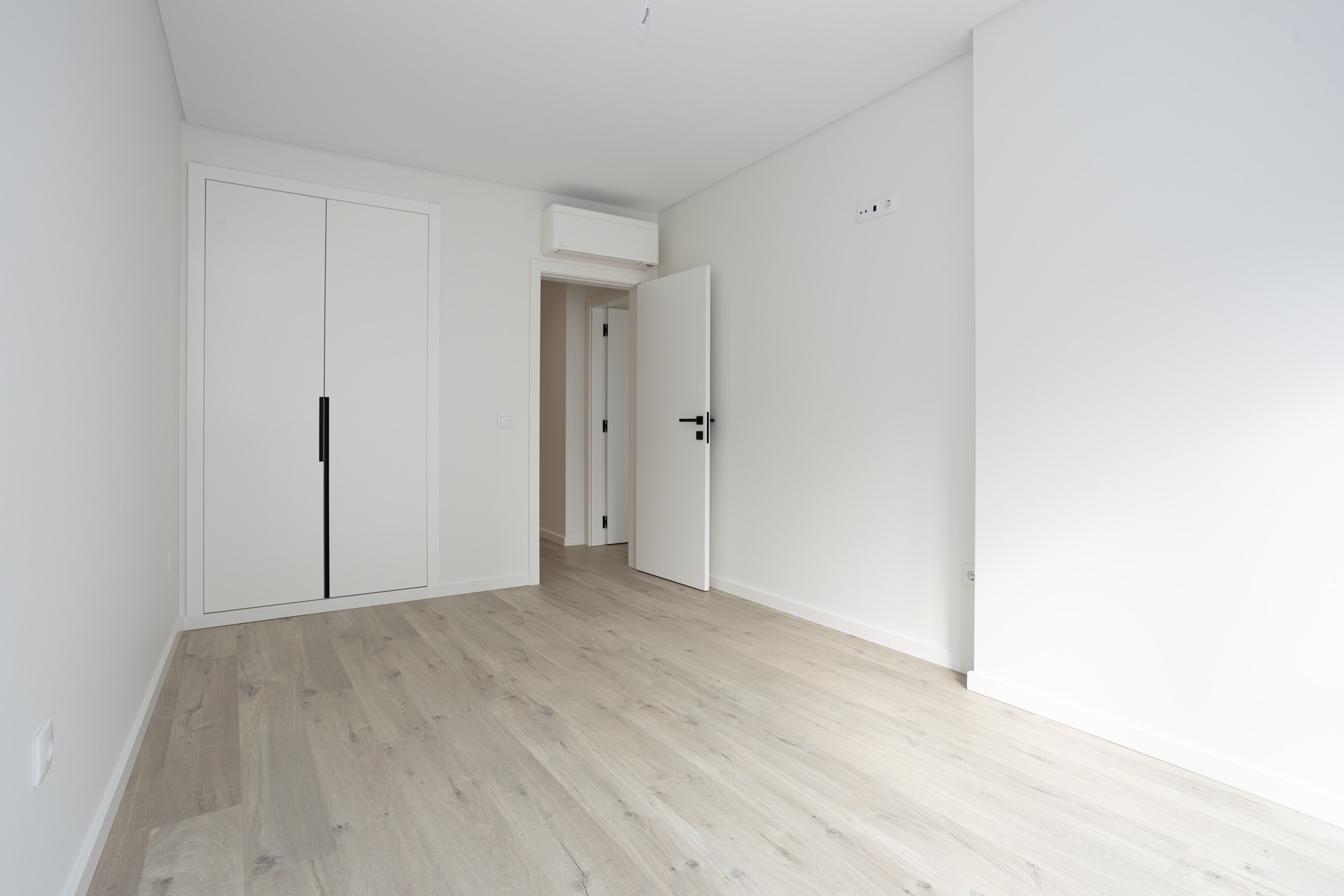 Montijo, Setúbal, 2870-448, PT, 4 Bedrooms Bedrooms, ,3 BathroomsBathrooms,Residential,For Sale,1805570