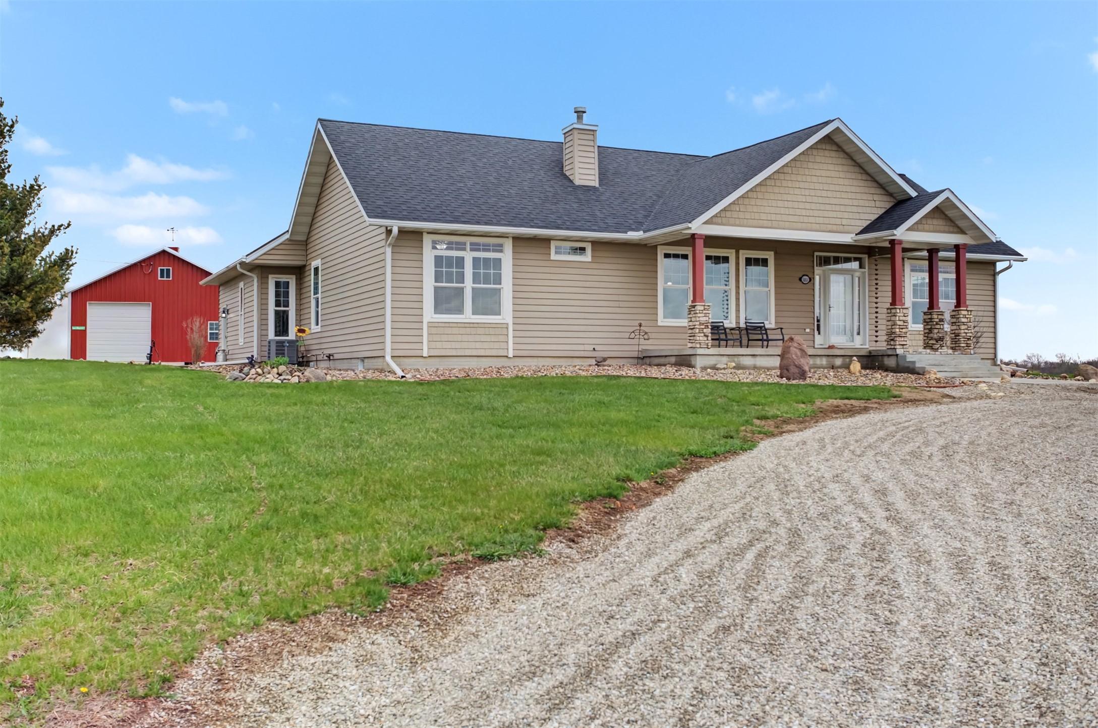 Maxwell, Iowa, 50161, United States, 2 Bedrooms Bedrooms, ,2 BathroomsBathrooms,Residential,For Sale,2037960