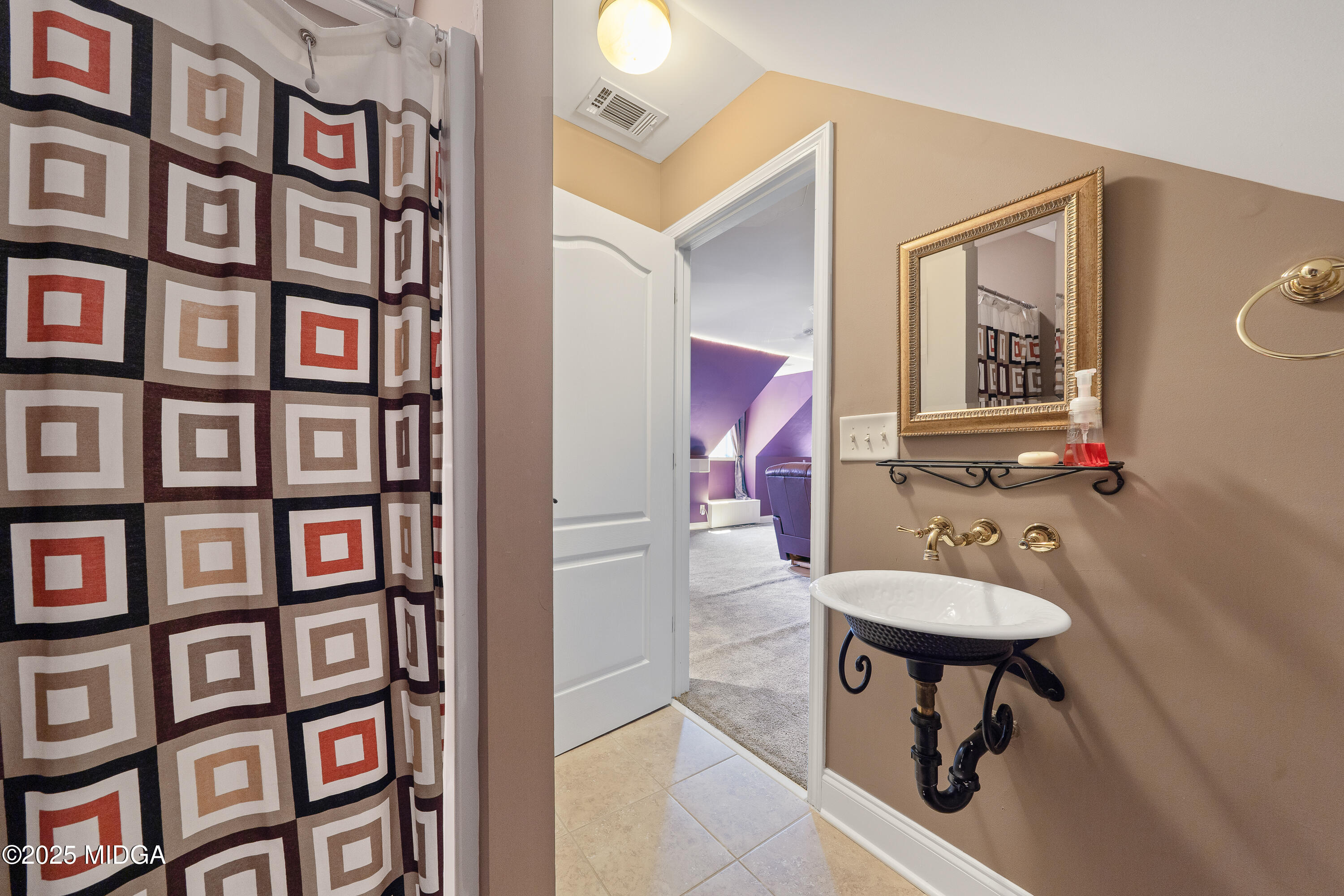 Macon, Georgia, 31220, United States, 5 Bedrooms Bedrooms, ,5 BathroomsBathrooms,Residential,For Sale,1850155