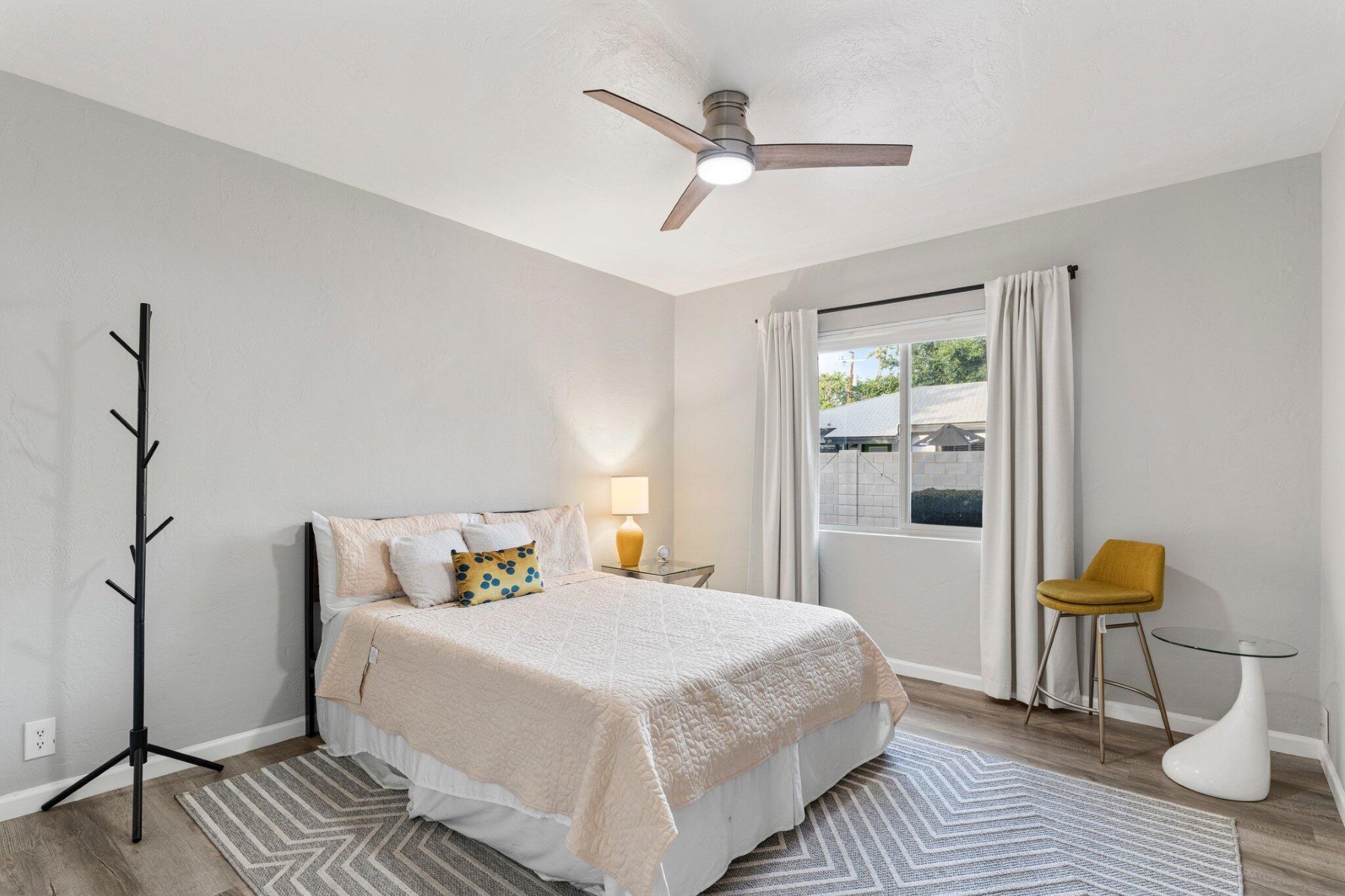  548 W San Juan Avenue ¦ Phoenix, AZ - 物件實景