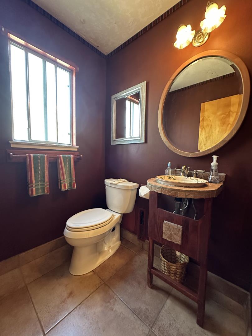 Salinas, California, 93908, United States, 5 Bedrooms Bedrooms, ,4 BathroomsBathrooms,Residential,For Sale,1901072