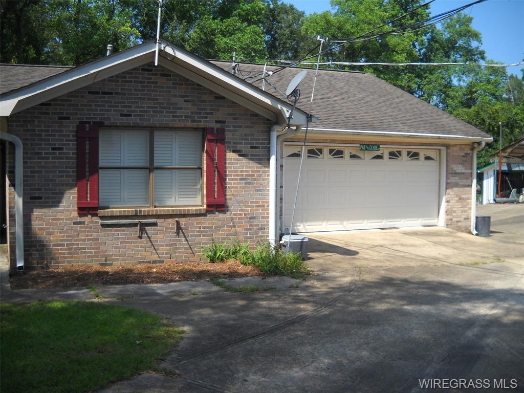Ozark, Alabama, 36360, United States, 4 Bedrooms Bedrooms, ,2 BathroomsBathrooms,Residential,For Sale,1974163