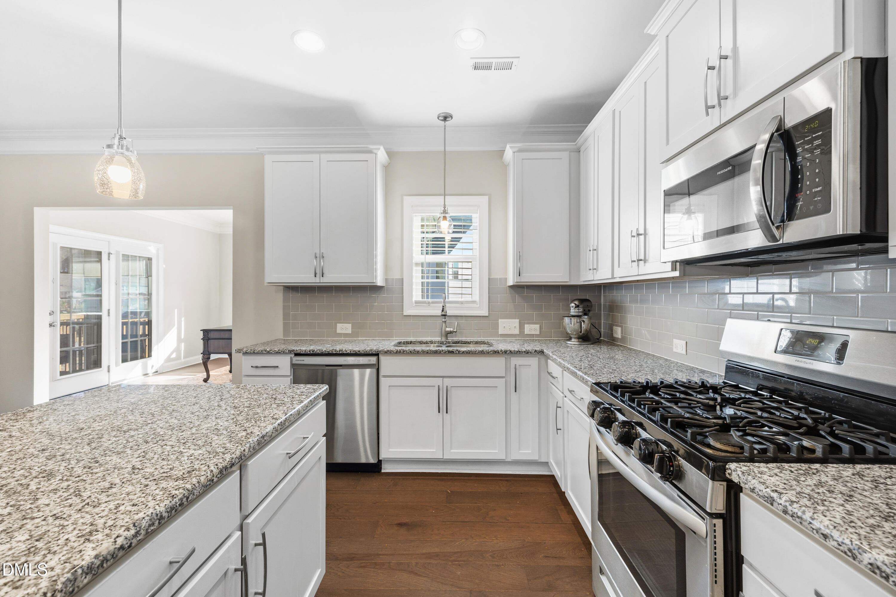 Fuquay Varina, North Carolina, 27526, United States, 5 Bedrooms Bedrooms, ,4 BathroomsBathrooms,Residential,For Sale,1990818