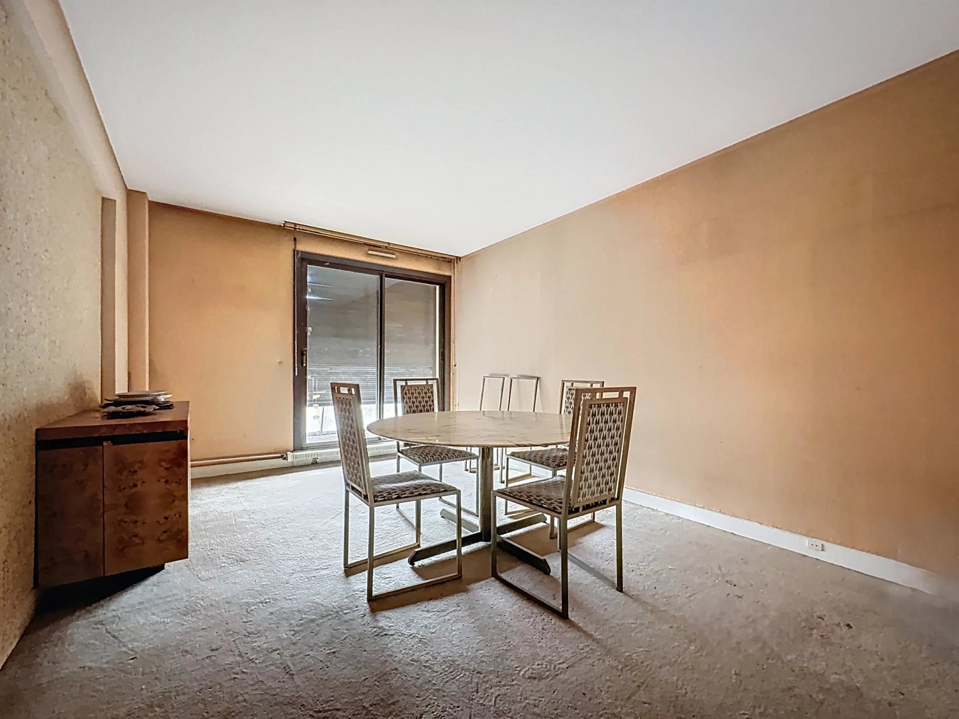 Paris 16th, Île-de-France, 75016, FR, 5 Bedrooms Bedrooms, ,5 BathroomsBathrooms,Residential,For Sale,1995773