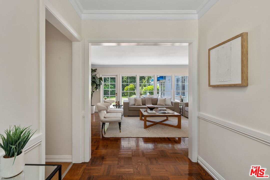 Los Angeles, California, 90049, United States, 3 Bedrooms Bedrooms, ,3 BathroomsBathrooms,Residential,For Sale,1902649
