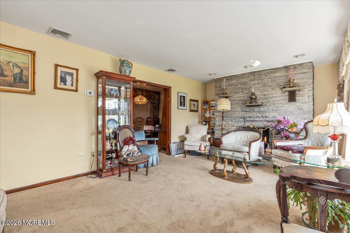 Aberdeen, New Jersey, 07747, United States, 3 Bedrooms Bedrooms, ,2 BathroomsBathrooms,Residential,For Sale,2038481