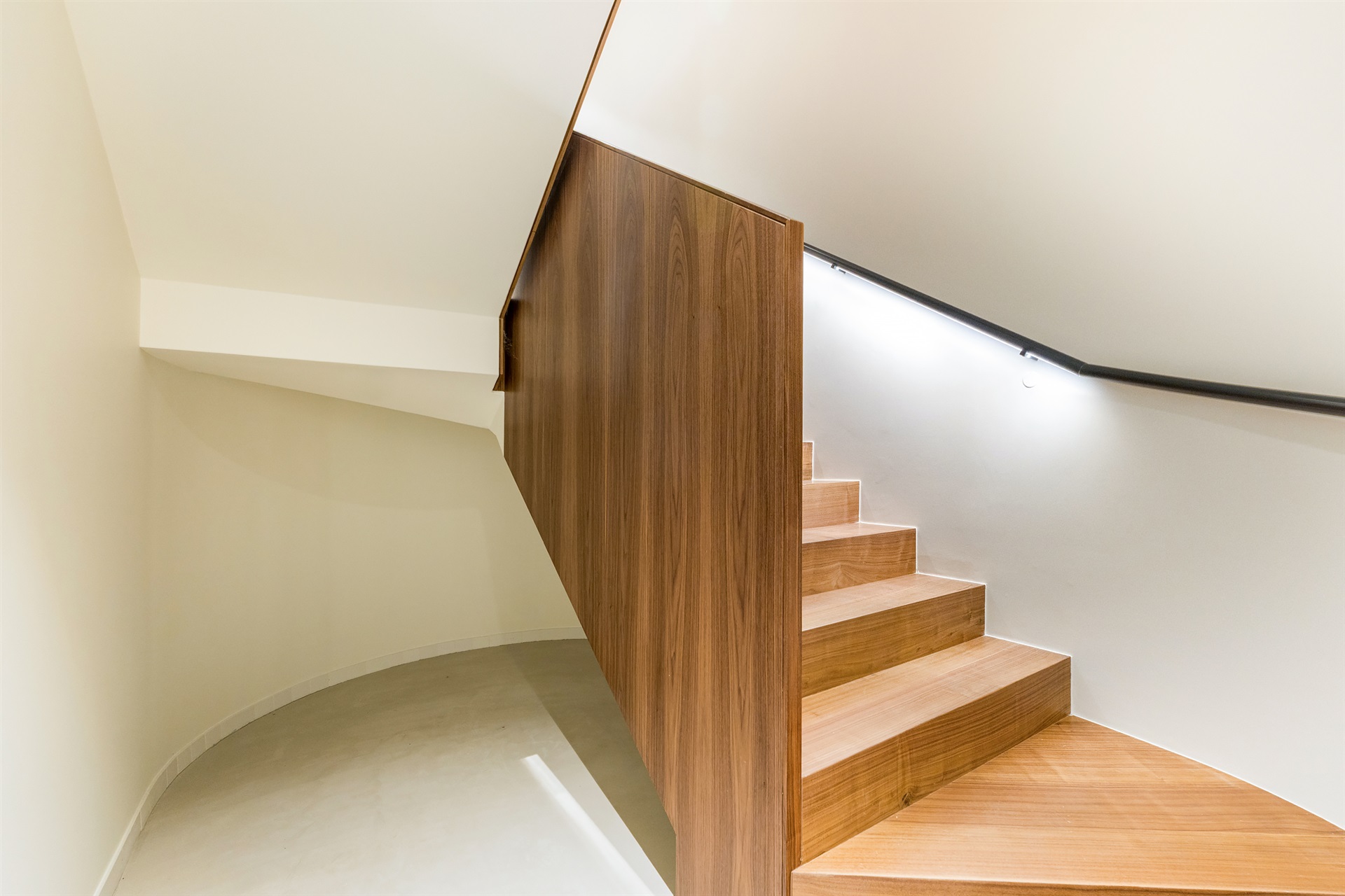  Duplex, 2 bedrooms, for Sale - 物件實景