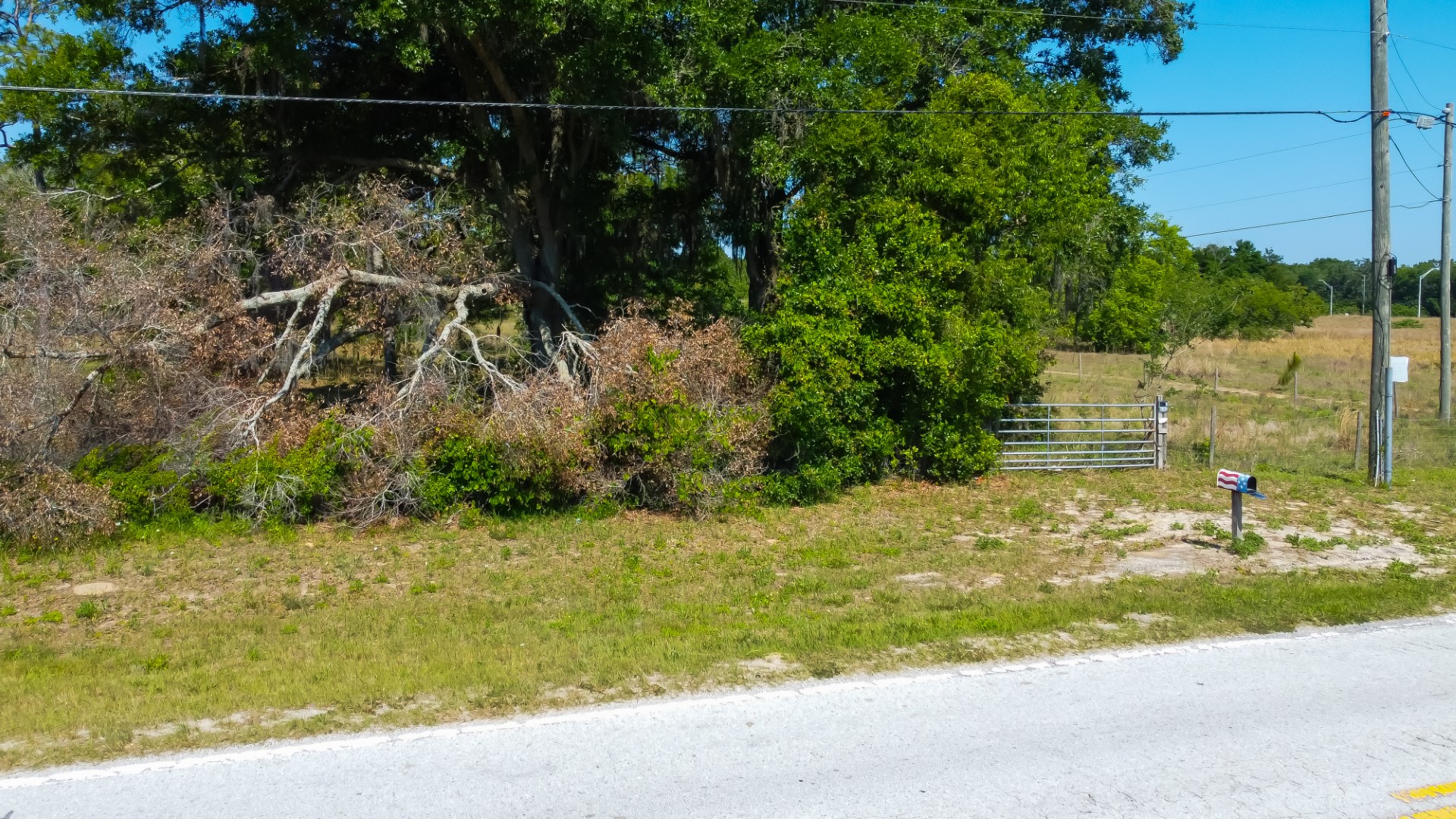 Brooksville, Florida, 34602, United States, 2 Bedrooms Bedrooms, ,1 BathroomBathrooms,Residential,For Sale,1914211