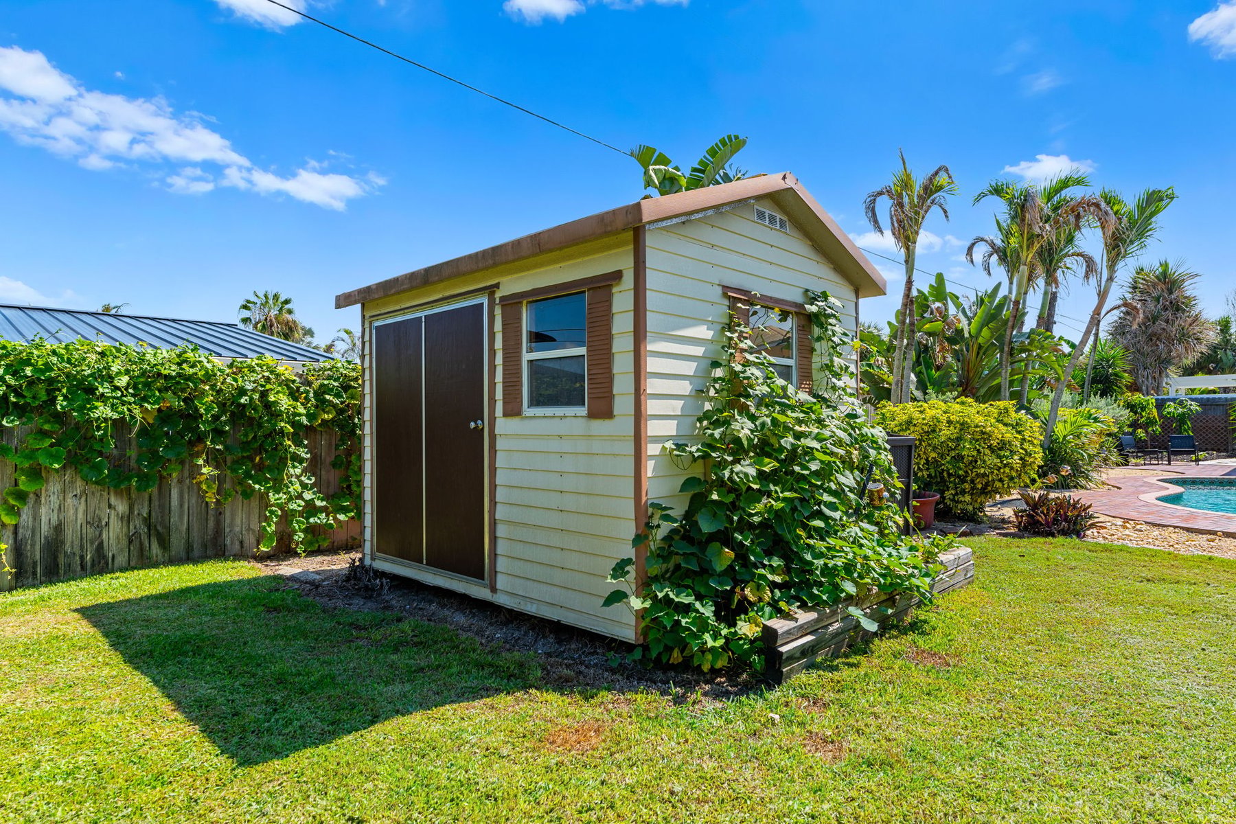  240 Deland Avenue, Indialantic, FL, 32903 - 物件實景