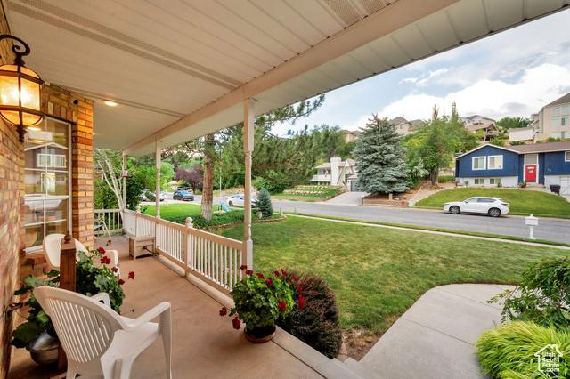 North Salt Lake, Utah, 84054, United States, 5 Bedrooms Bedrooms, ,4 BathroomsBathrooms,Residential,For Sale,1889764