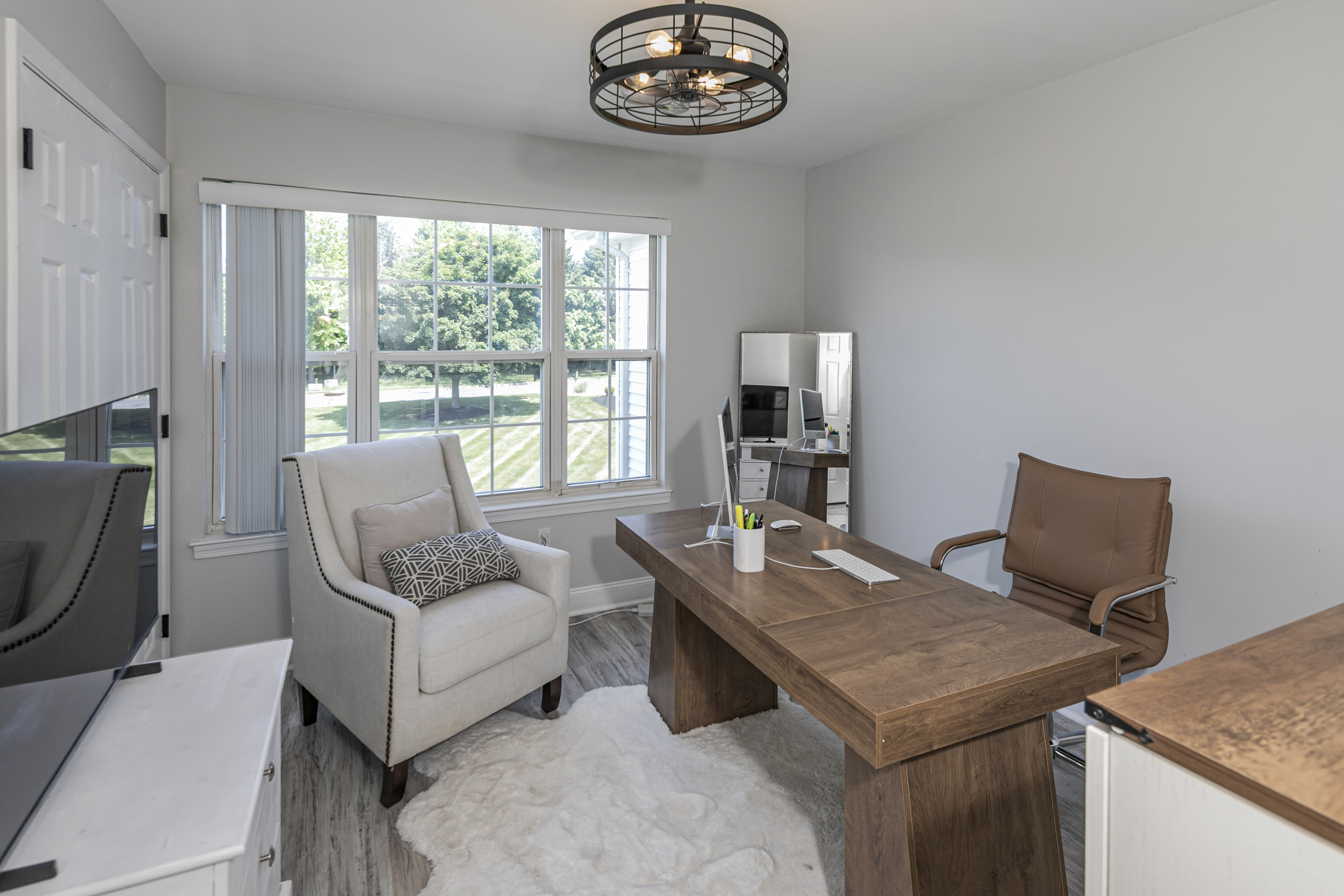  Resort-Worthy Outdoor Living Meets a Thoughtfully Renovated Interior - 物件實景