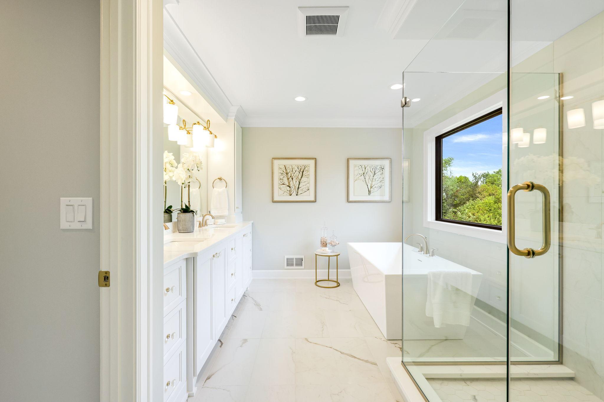 Chanhassen, Minnesota, 55331, United States, 5 Bedrooms Bedrooms, ,3 BathroomsBathrooms,Residential,For Sale,1994924