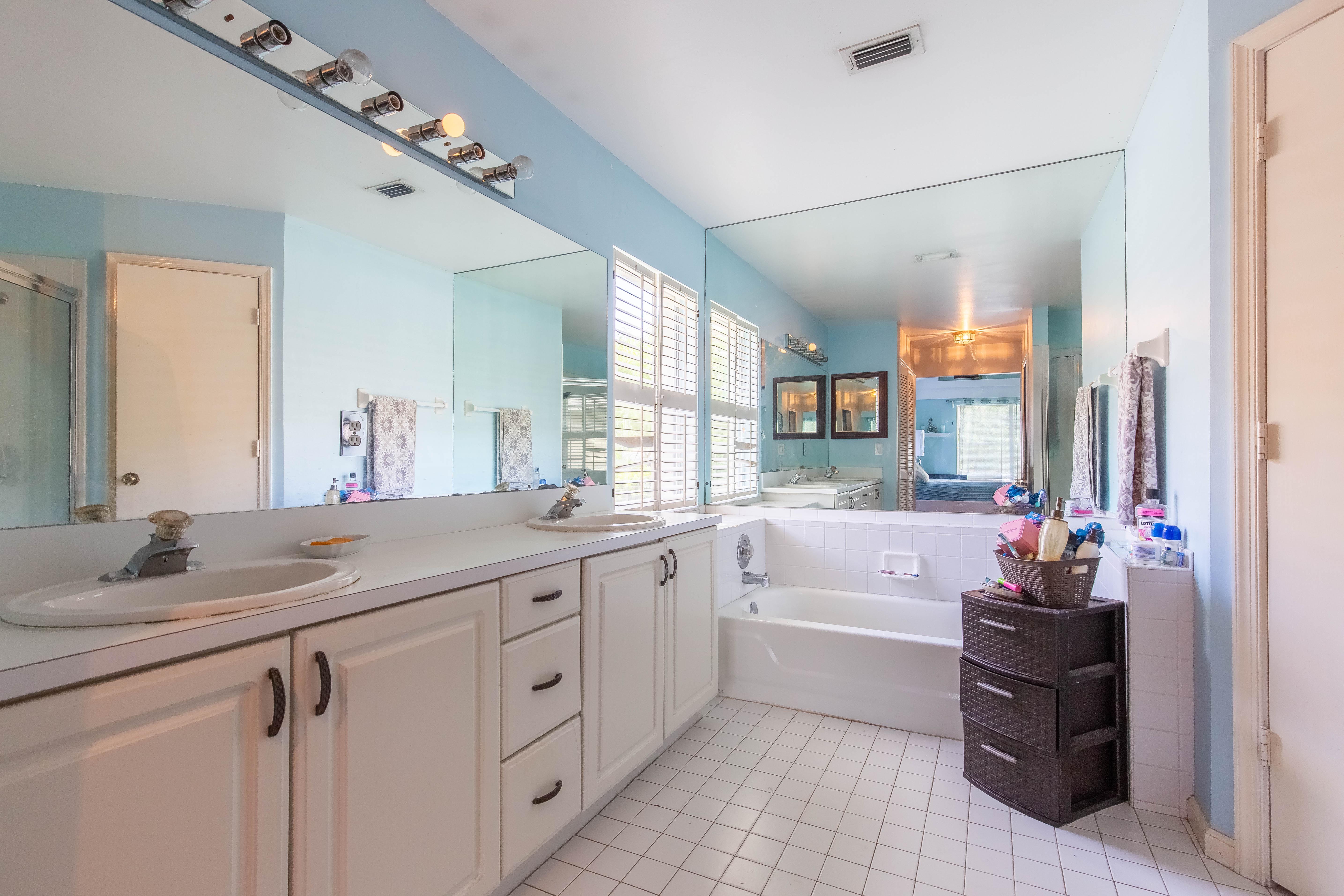 WELLINGTON, Florida, 33414, United States, 3 Bedrooms Bedrooms, ,3 BathroomsBathrooms,Residential,For Sale,1980878