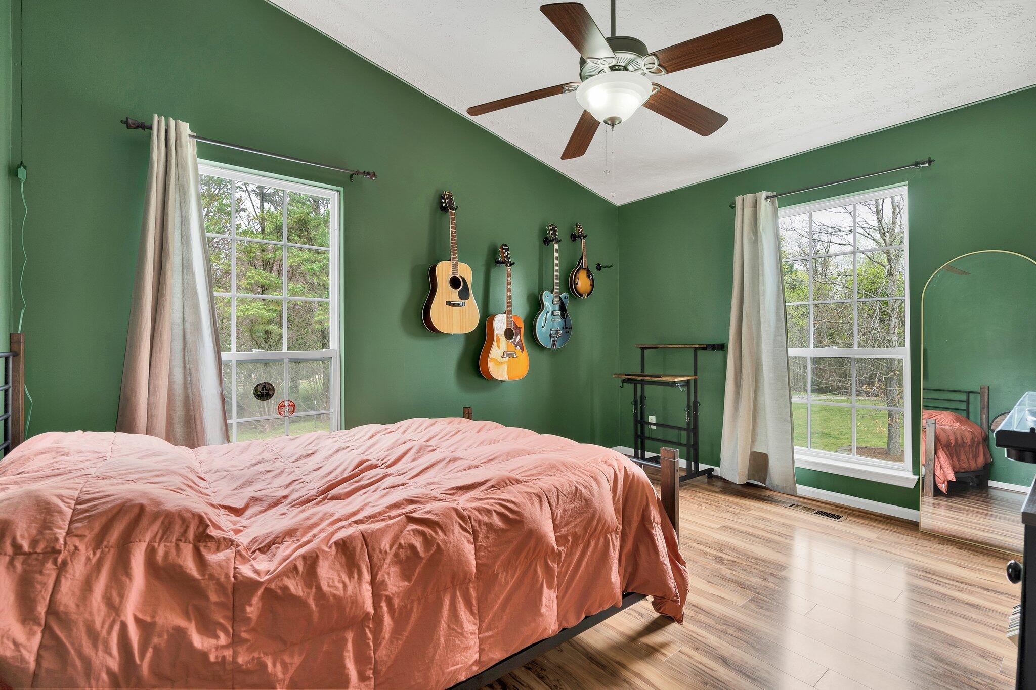 Ooltewah, Tennessee, 37363, United States, 4 Bedrooms Bedrooms, ,3 BathroomsBathrooms,Residential,For Sale,1766896
