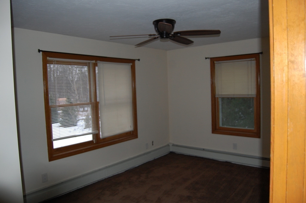 Spencer, Massachusetts, 01562, United States, 4 Bedrooms Bedrooms, ,3 BathroomsBathrooms,Residential,For Sale,1861461