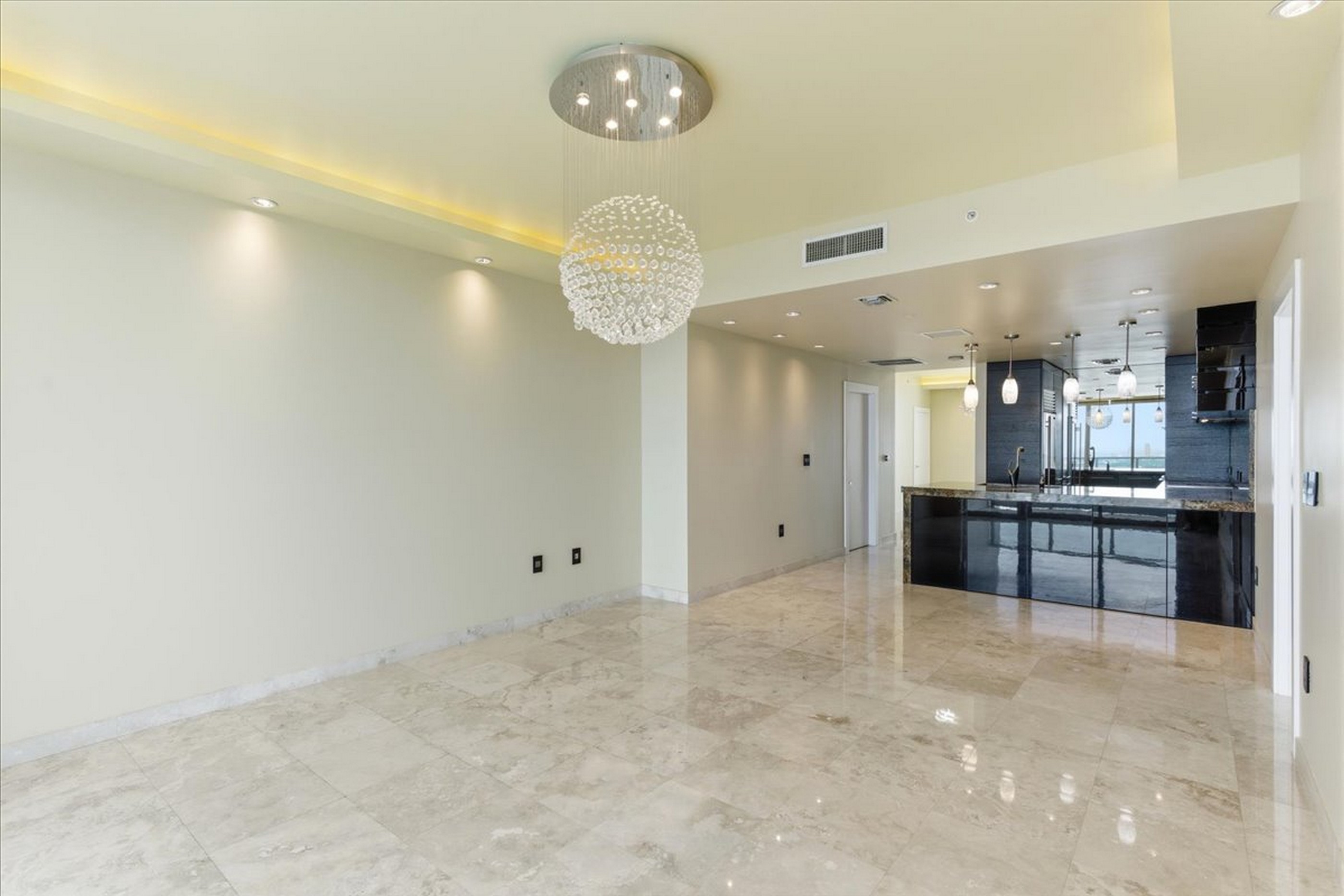  900 Biscayne Blvd, Miami, FL, 33132 - 物件實景