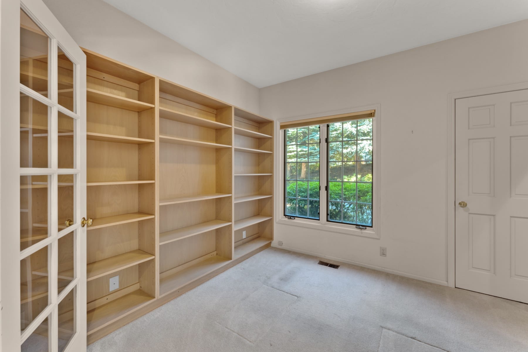  2574 W 28TH AVE Eugene, OR 97405 - 物件實景