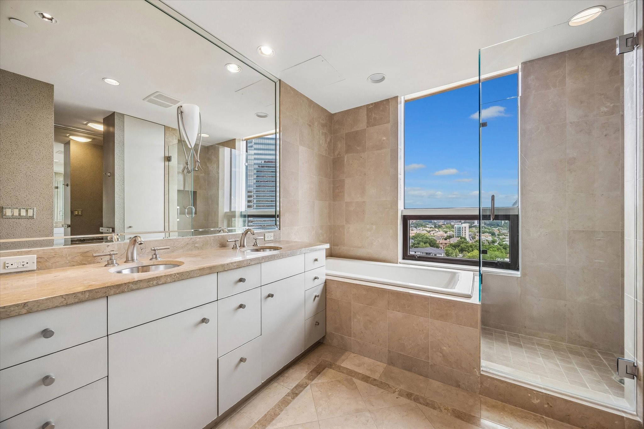  5100 San Felipe Street #152 - 物件實景