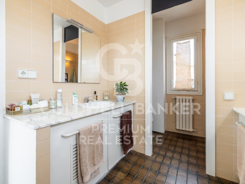 Cerdanyola del Vallès, Catalonia, ES, 4 Bedrooms Bedrooms, ,3 BathroomsBathrooms,Residential,For Sale,1856744
