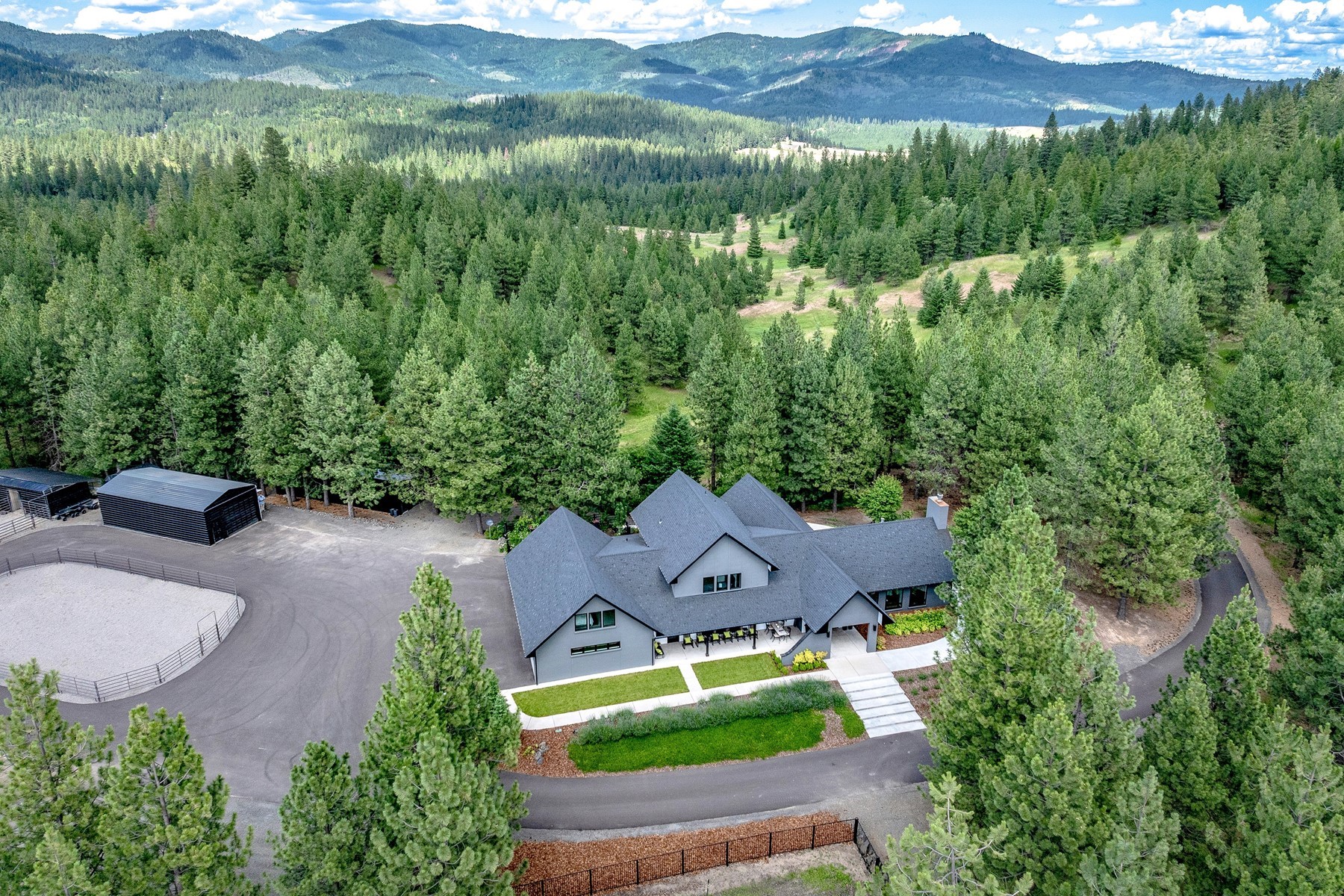  Luxury Country Estate - 物件實景