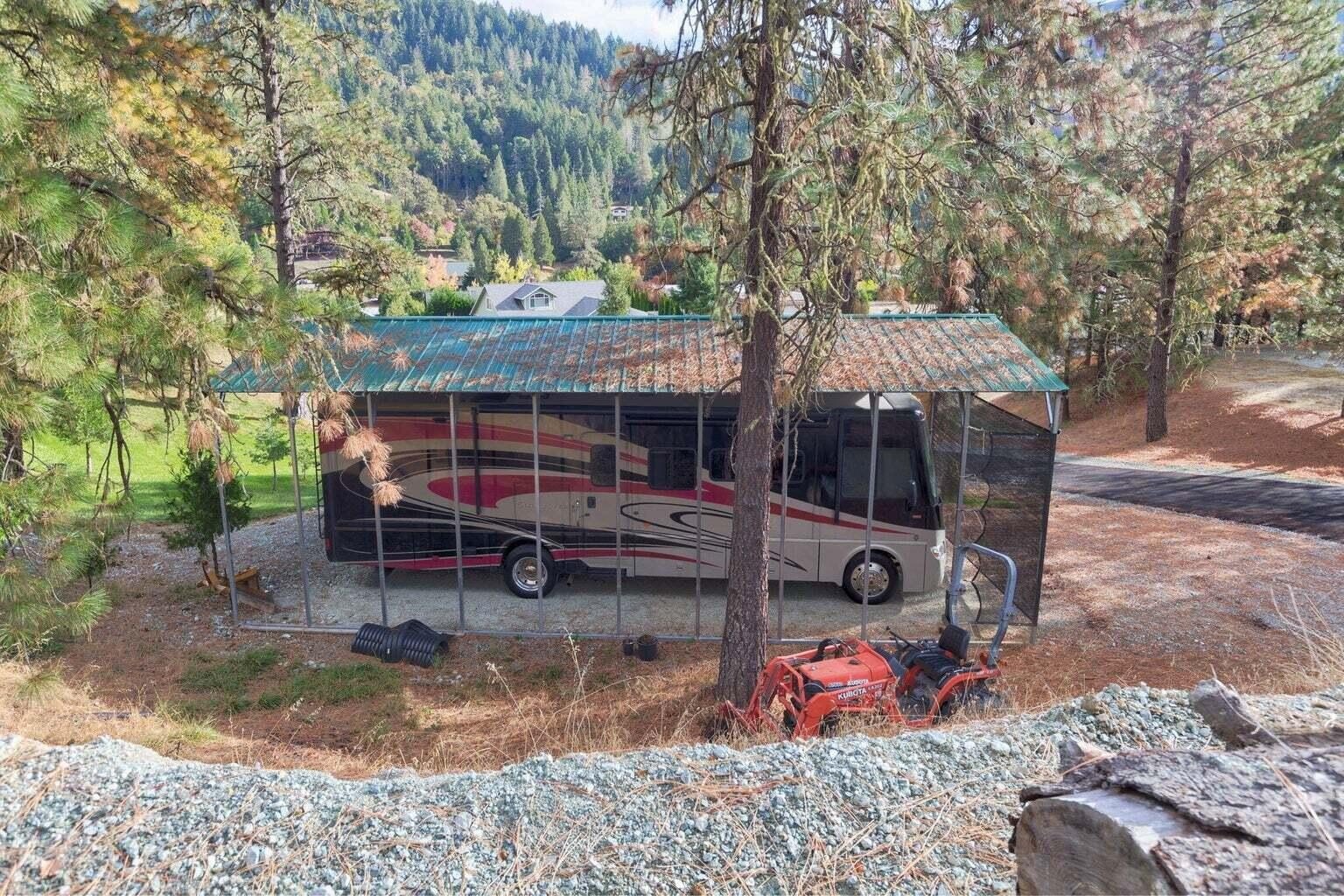 Canyonville, Oregon, 97417, United States, 2 Bedrooms Bedrooms, ,2 BathroomsBathrooms,Residential,For Sale,1981703