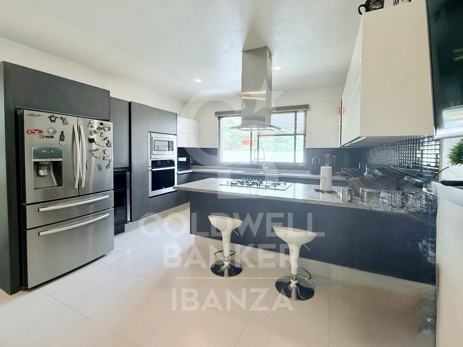 Naucalpan de Juárez, Estado de méxico, 53126, Mexico, 3 Bedrooms Bedrooms, ,3 BathroomsBathrooms,Residential,For Sale,1917914