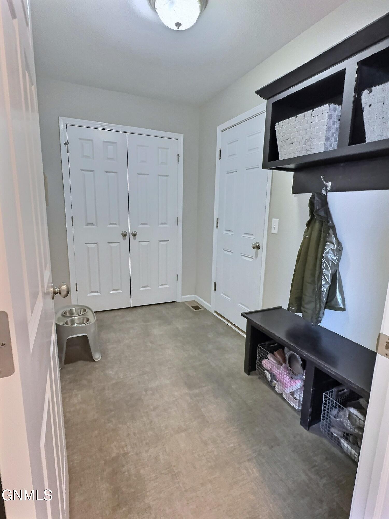 Mandan, North Dakota, 58554, United States, 4 Bedrooms Bedrooms, ,2 BathroomsBathrooms,Residential,For Sale,2006369