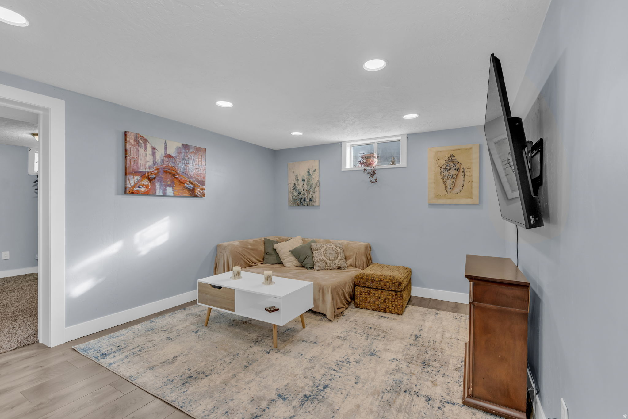 Cottonwood Heights, Utah, 84121, United States, 6 Bedrooms Bedrooms, ,1 BathroomBathrooms,Residential,For Sale,1995877