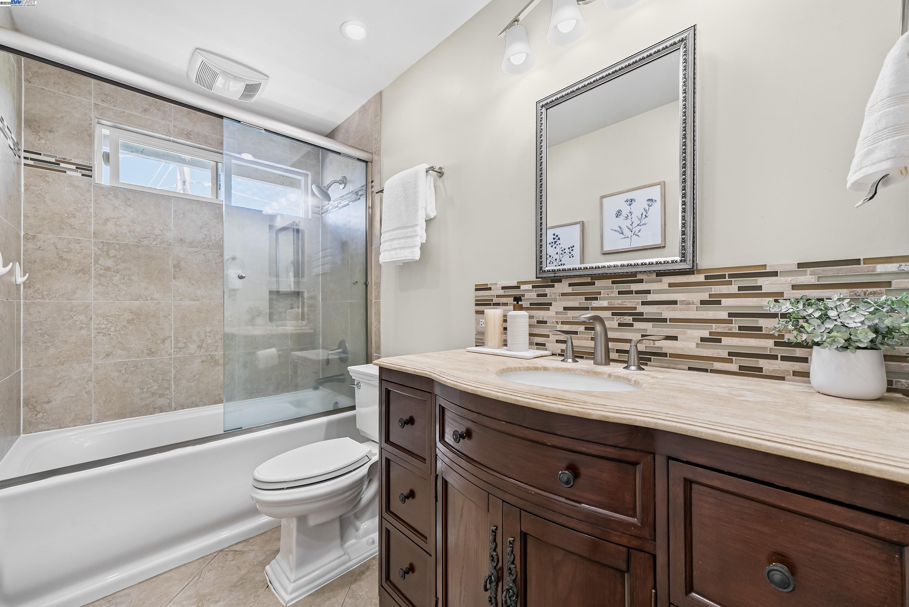 Pleasanton, California, 94566, United States, 4 Bedrooms Bedrooms, ,3 BathroomsBathrooms,Residential,For Sale,1940349