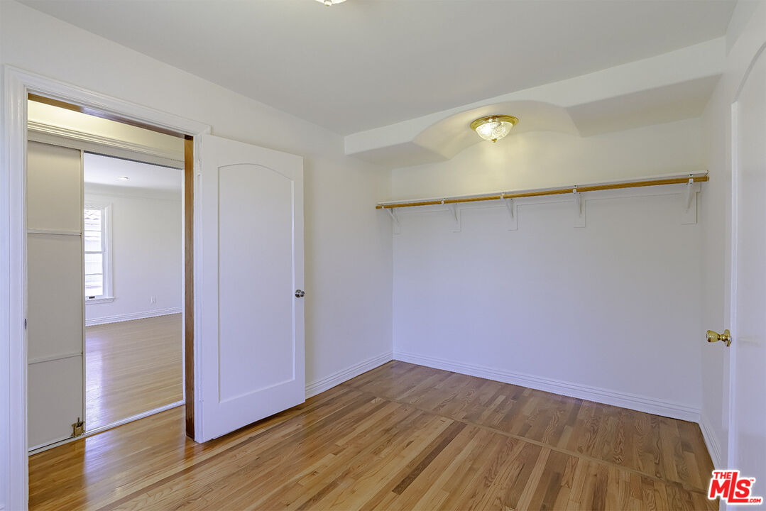 1232 Westchester Pl, Los Angeles, California, 90019, United States, 5 Bedrooms Bedrooms, ,5 BathroomsBathrooms,Residential,For Sale,1232 Westchester Pl,1662622