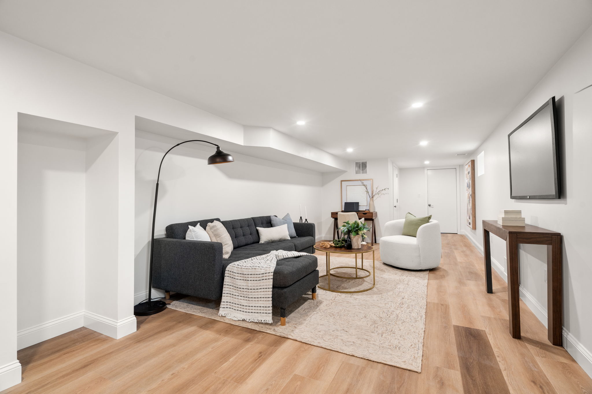  26-28 Pitcher Avenue, Medford, MA, 02155 - 物件實景