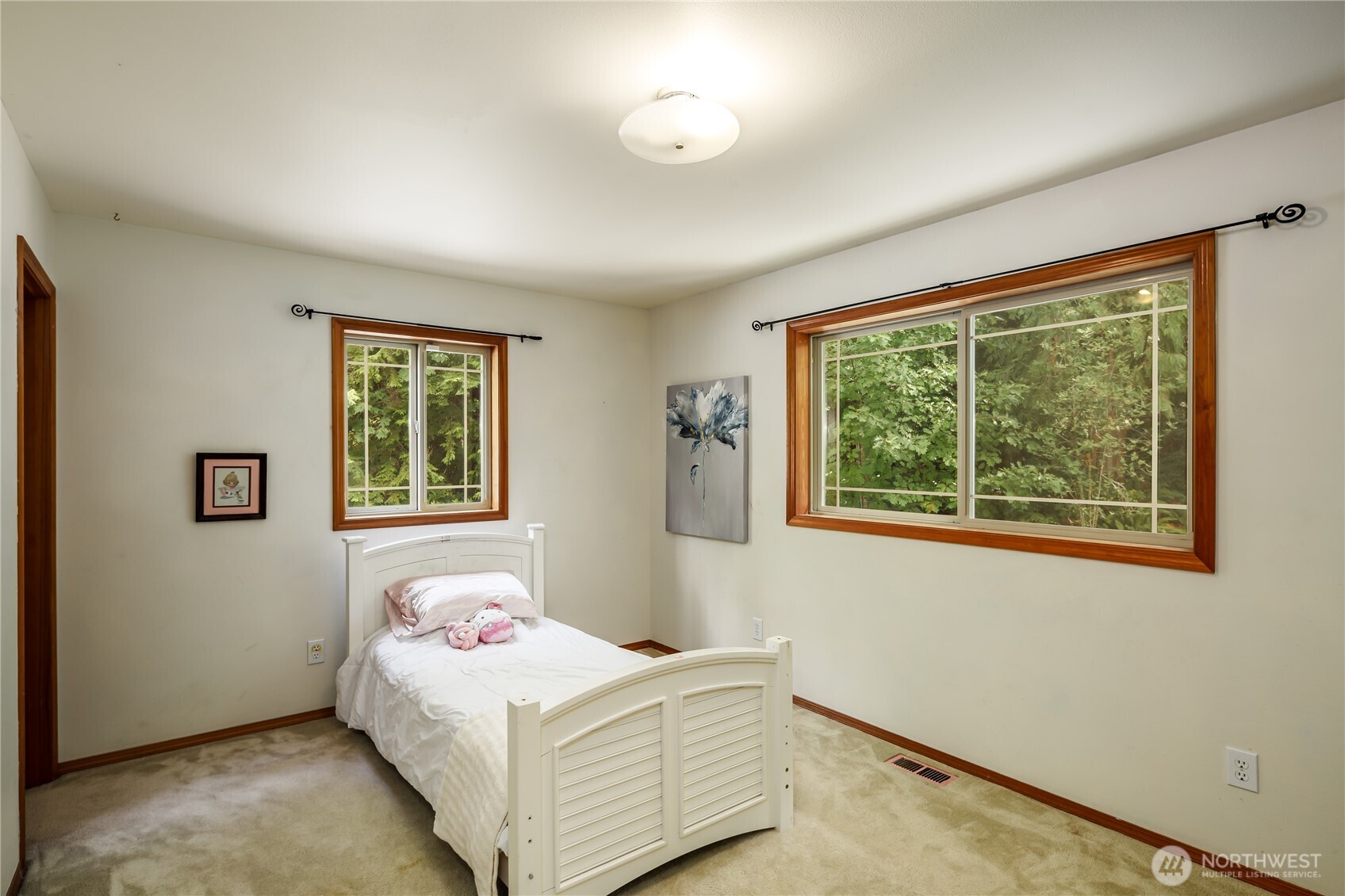 Snohomish, Washington, 98290, United States, 4 Bedrooms Bedrooms, ,3 BathroomsBathrooms,Residential,For Sale,1921838
