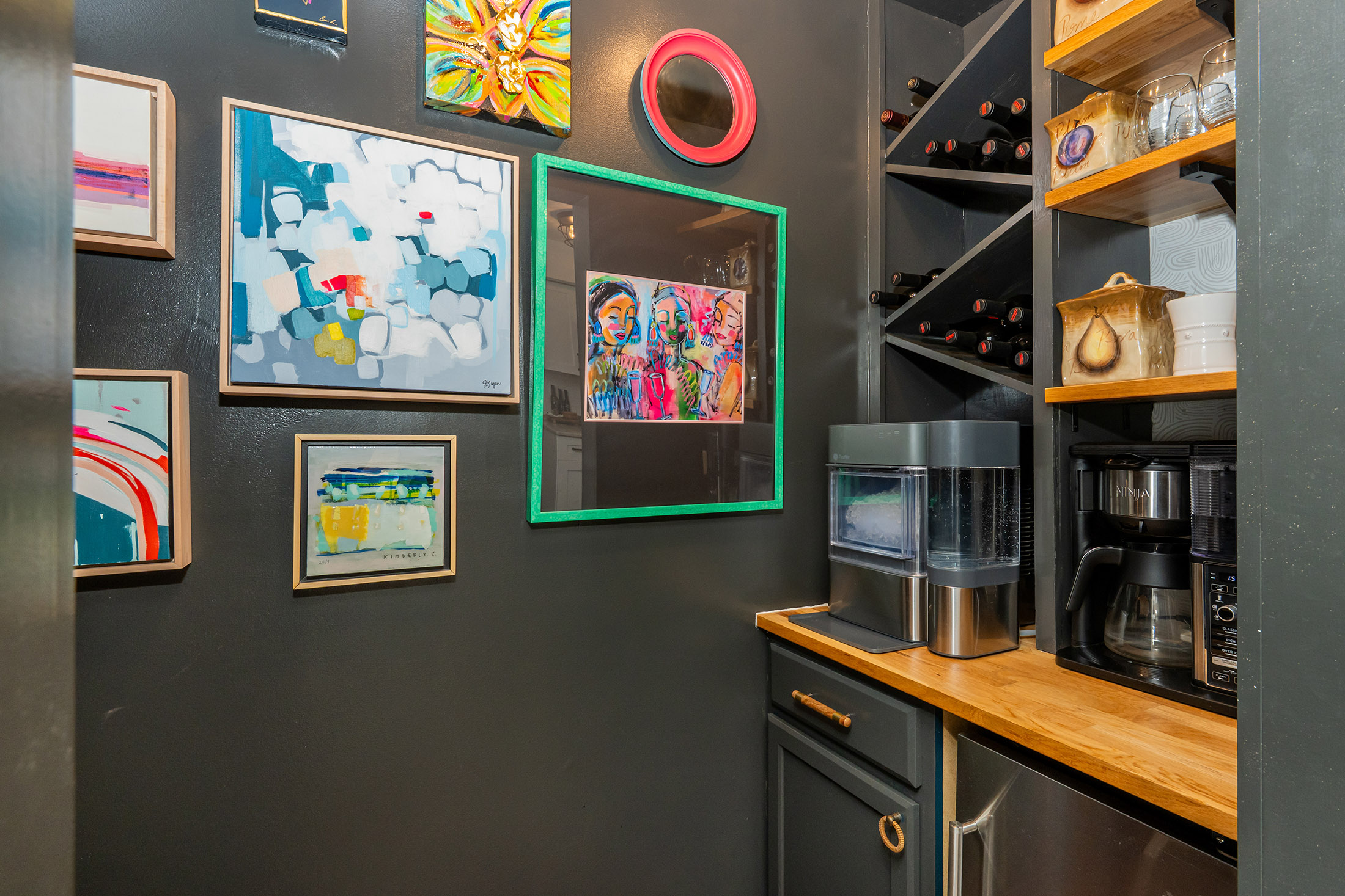 Walk to Canton Street, Private Creekside Backyard, Newly Priced 3-BR in Downtown - 物件實景
