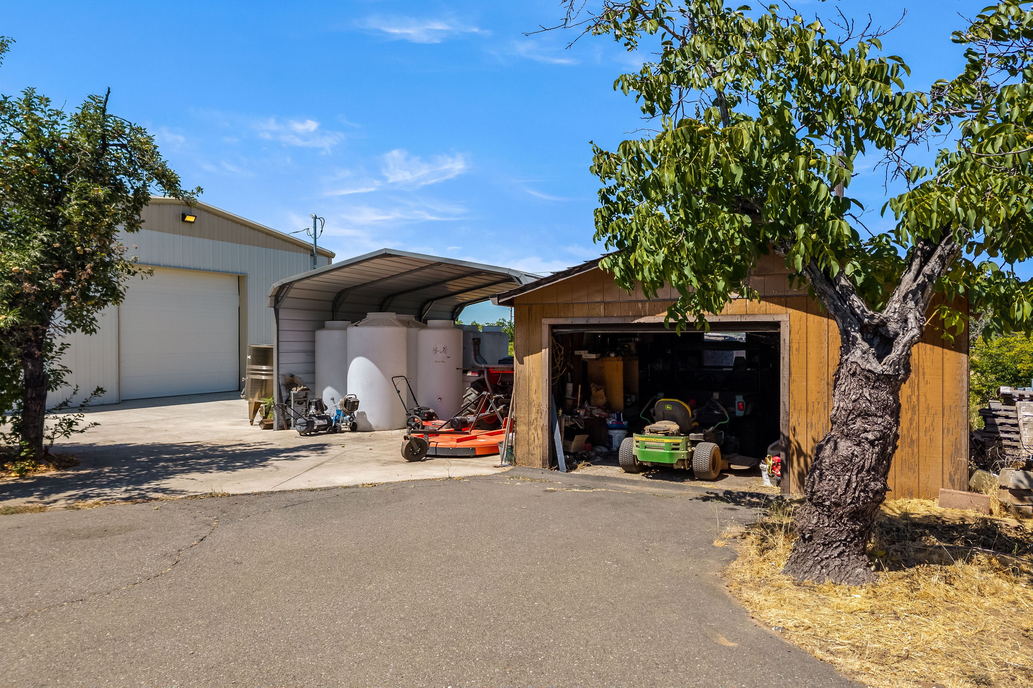  6675 Kelsey Creek Drive - 物件實景