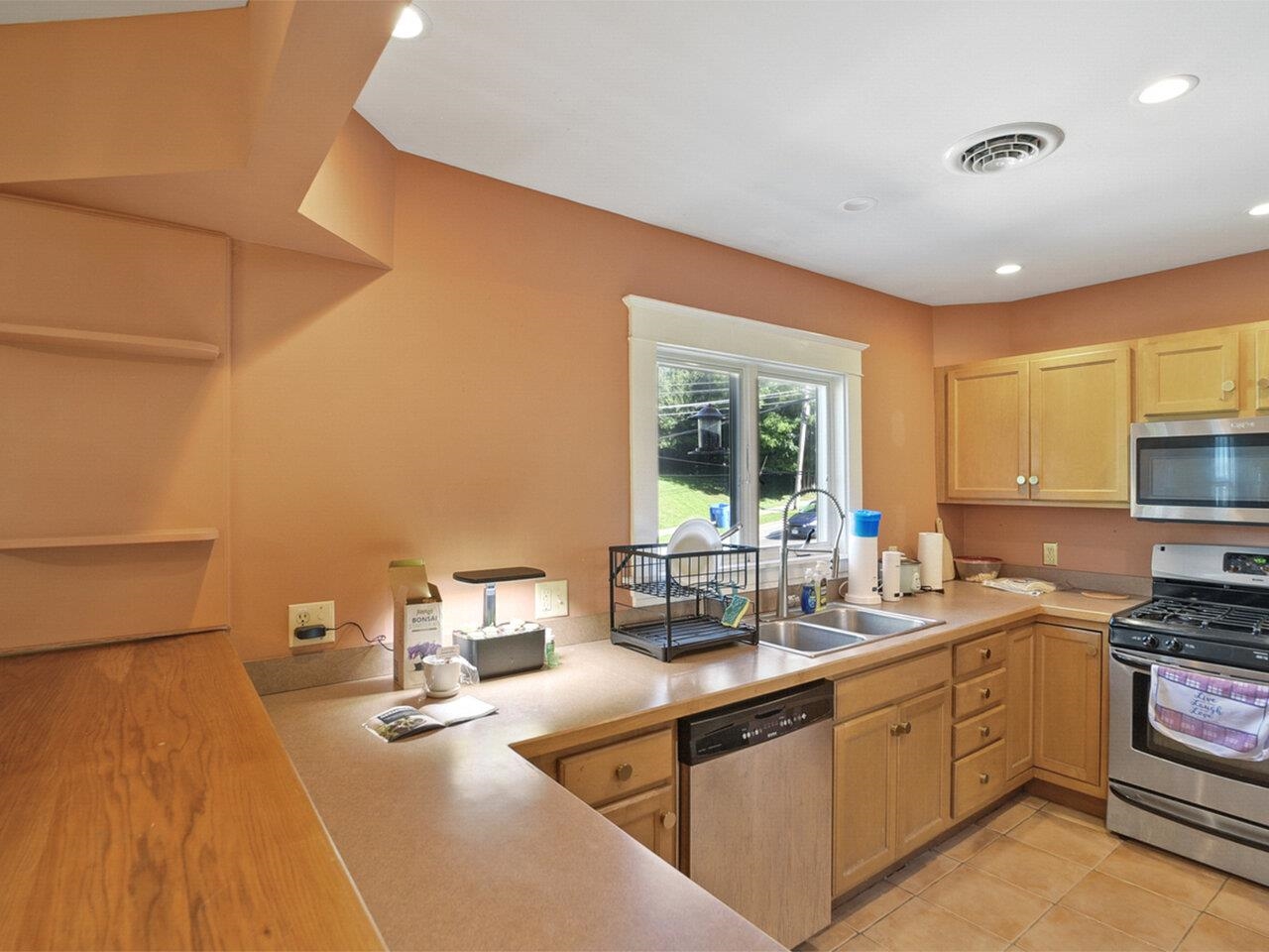 Burlington, Vermont, 05401, United States, ,Residential,For Sale,1778060