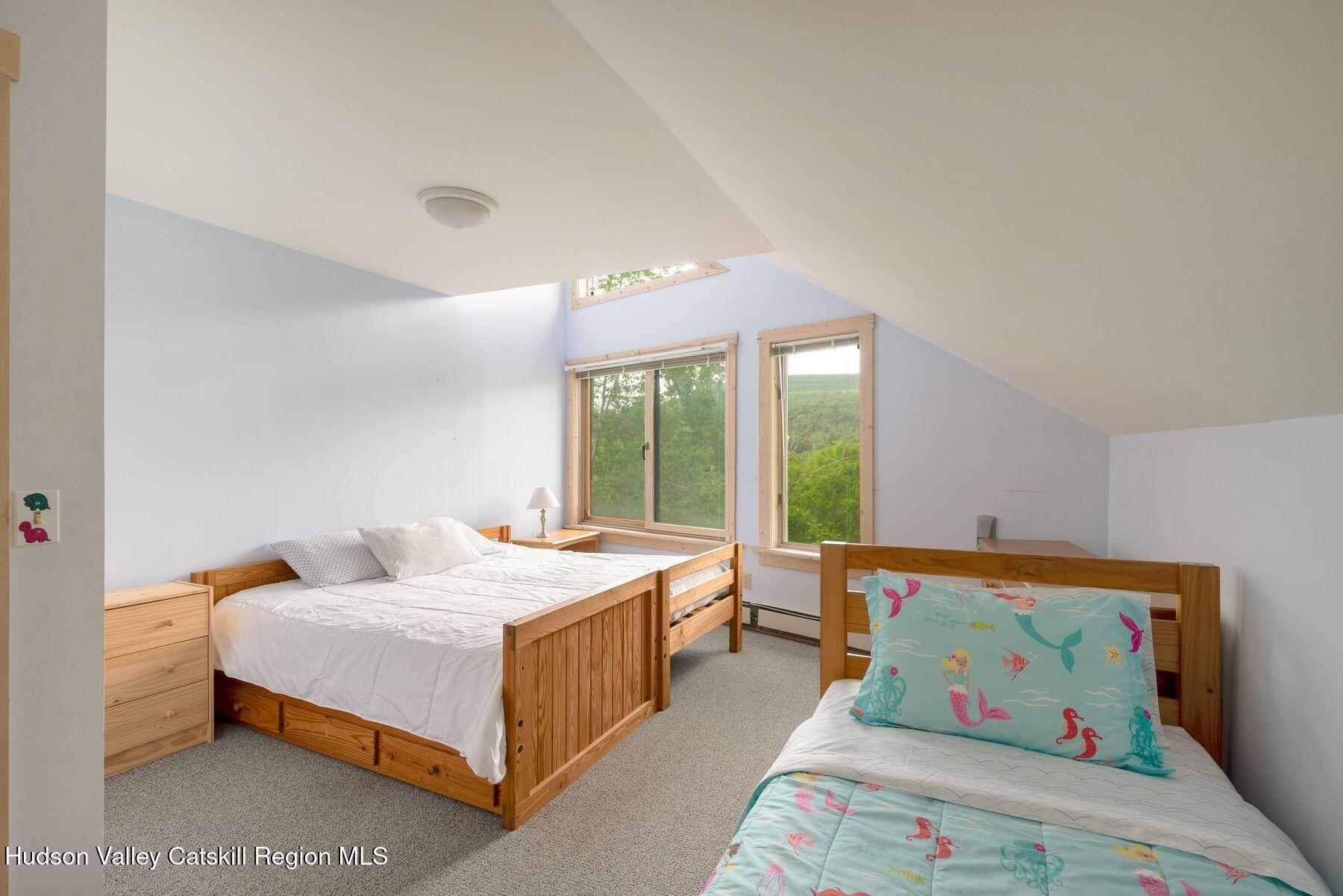 Hunter, New York, 12442, United States, 7 Bedrooms Bedrooms, ,3 BathroomsBathrooms,Residential,For Sale,1856172