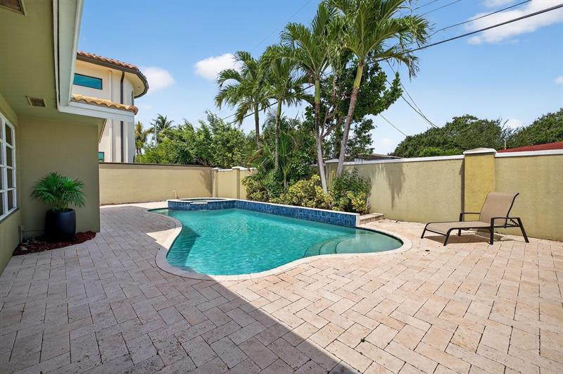 Fort Lauderdale, Florida, 33308, United States, 4 Bedrooms Bedrooms, ,3 BathroomsBathrooms,Residential,For Sale,1912260