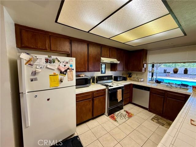 Moreno Valley, California, 92557, United States, 4 Bedrooms Bedrooms, ,2 BathroomsBathrooms,Residential,For Sale,1879090