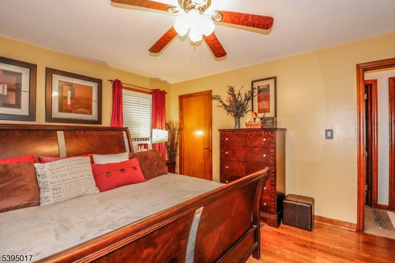 Rahway City, New Jersey, 07065, United States, 4 Bedrooms Bedrooms, ,2 BathroomsBathrooms,Residential,For Sale,1986510