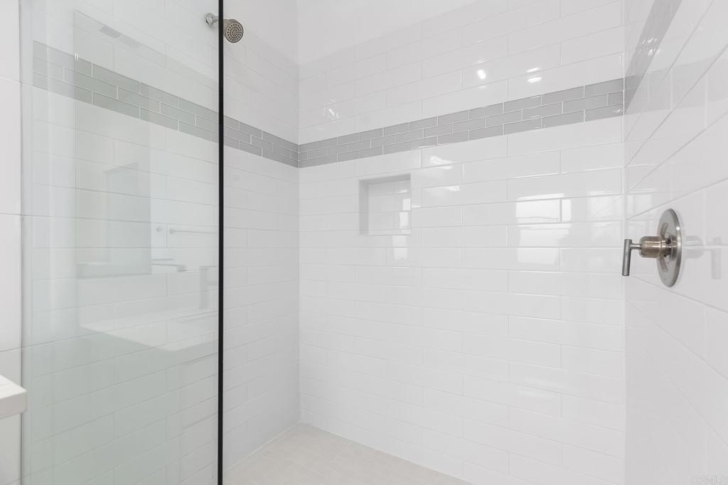 Lemon Grove, California, 91945, United States, 4 Bedrooms Bedrooms, ,4 BathroomsBathrooms,Residential,For Sale,1892804