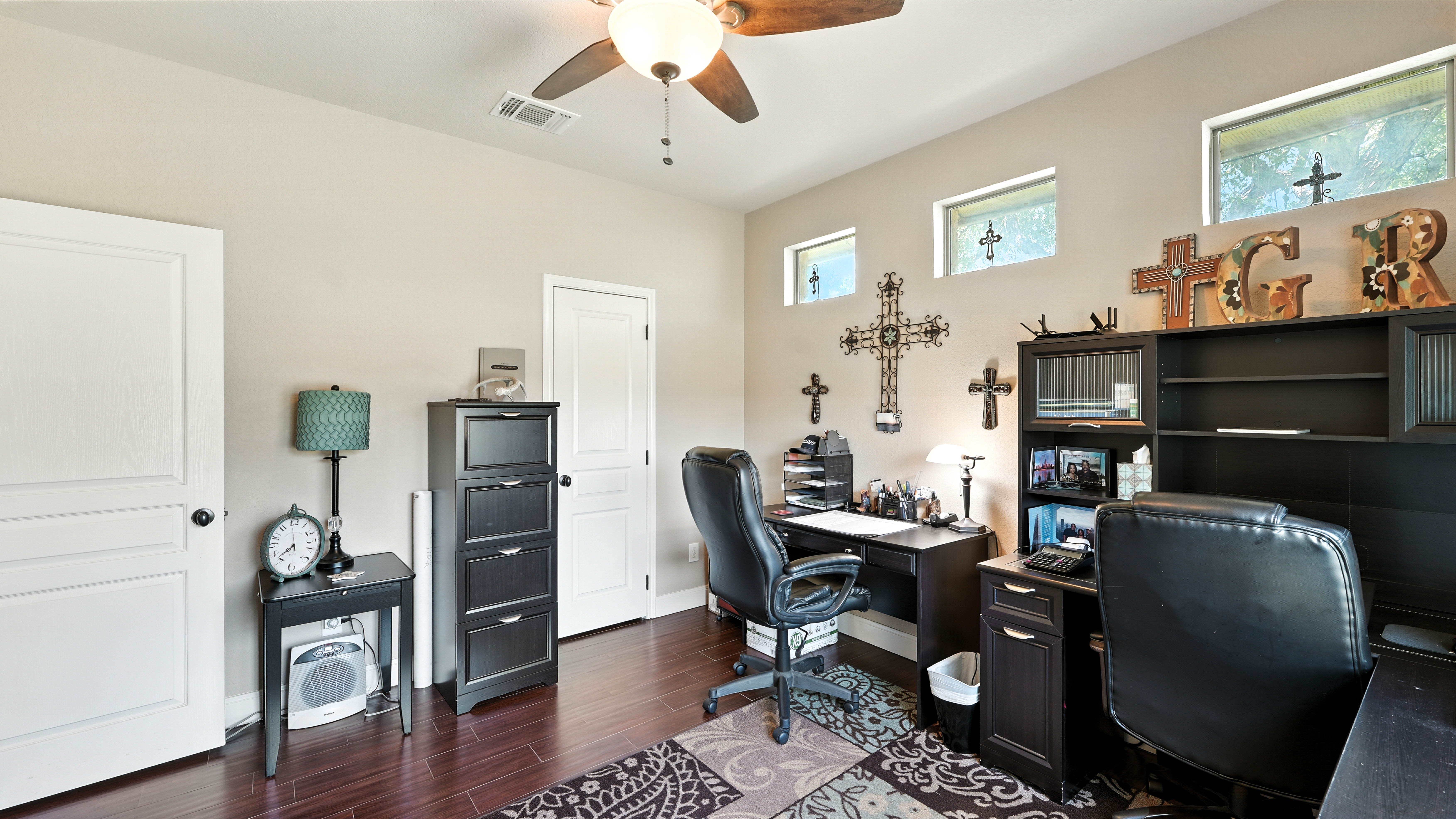 Floresville, Texas, 78114, United States, 3 Bedrooms Bedrooms, ,2 BathroomsBathrooms,Residential,For Sale,1978847