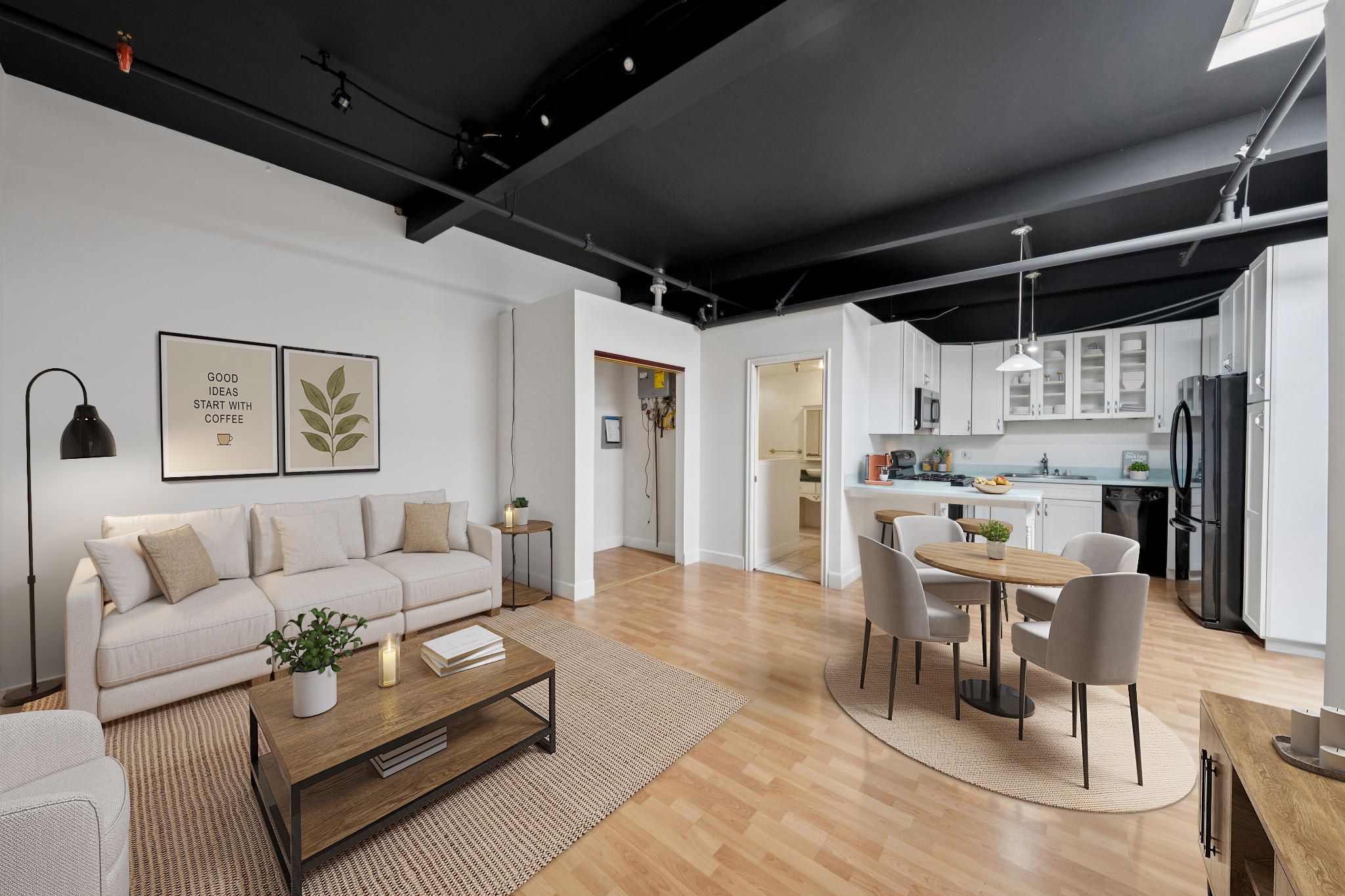  Creative Loft-Style Commercial Space with 15+ Foot Ceilings - 物件實景